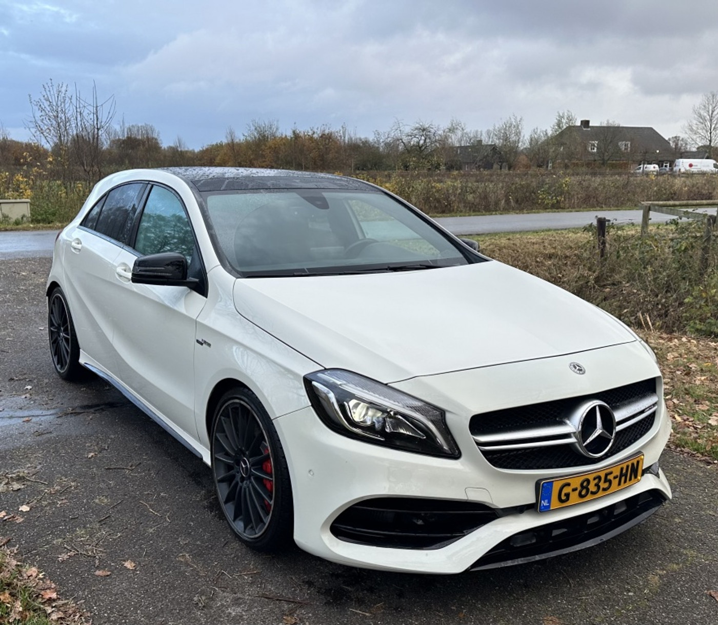 Foto van Mercedes-Benz AMG A 45