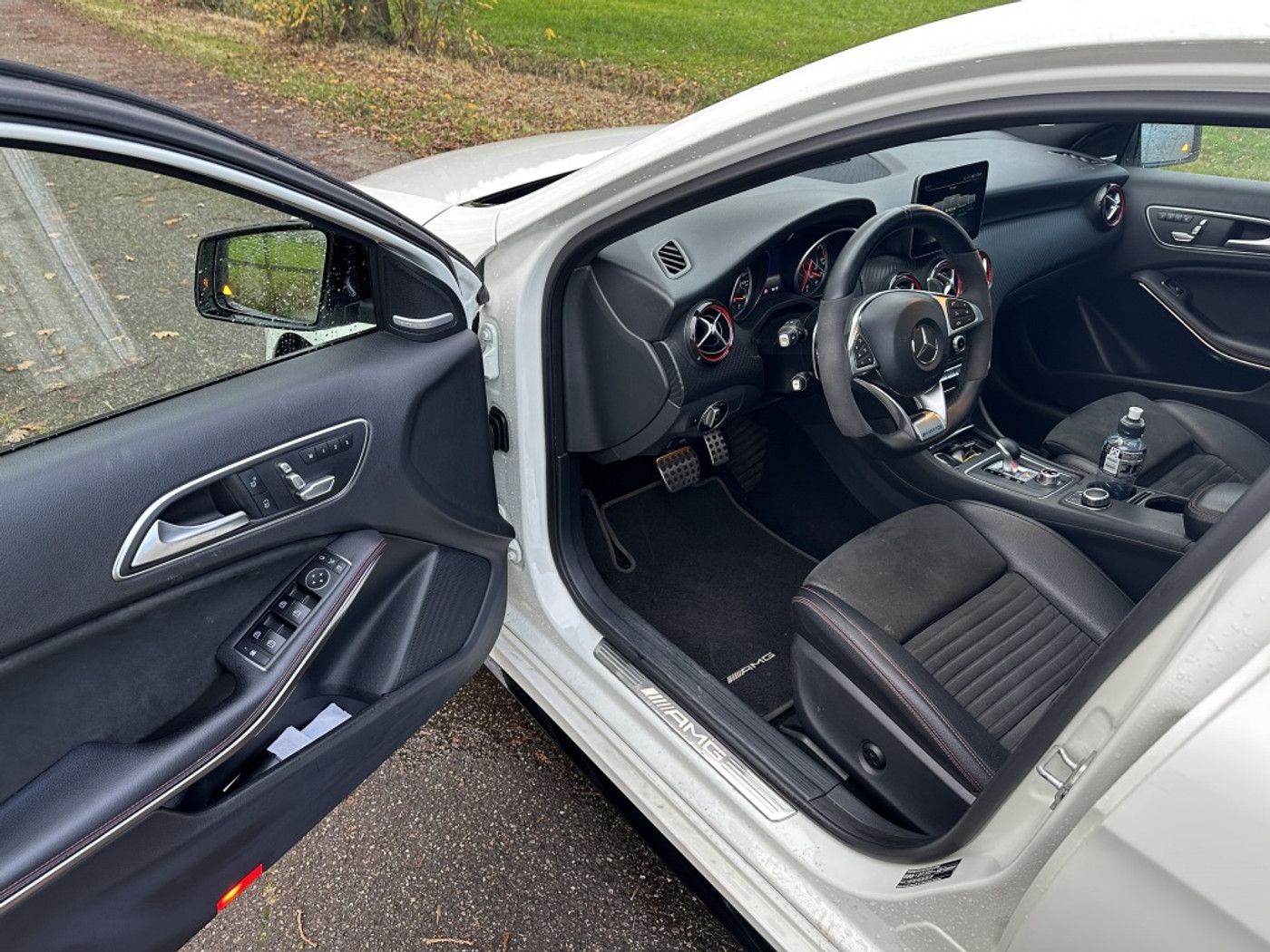 Foto van Mercedes-Benz AMG A 45