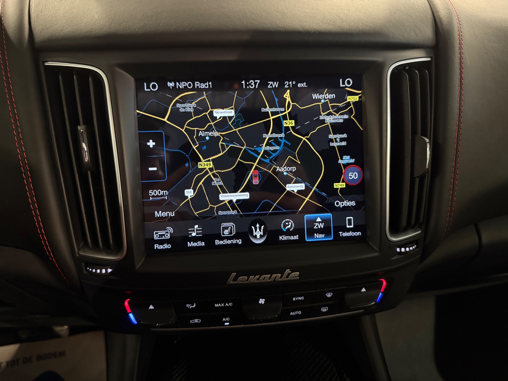 Foto van Maserati Levante S