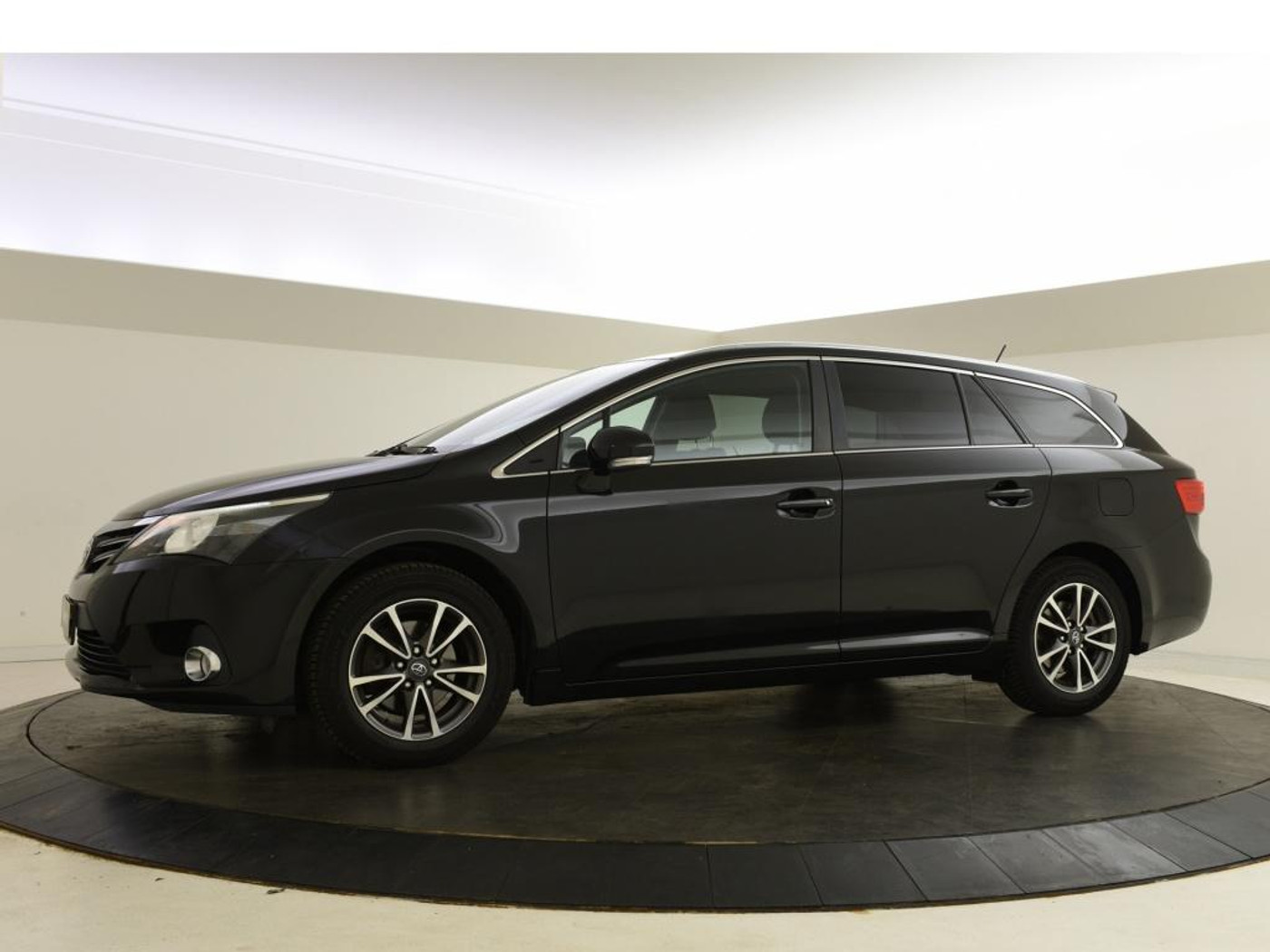 Foto van Toyota Toyota Avensis