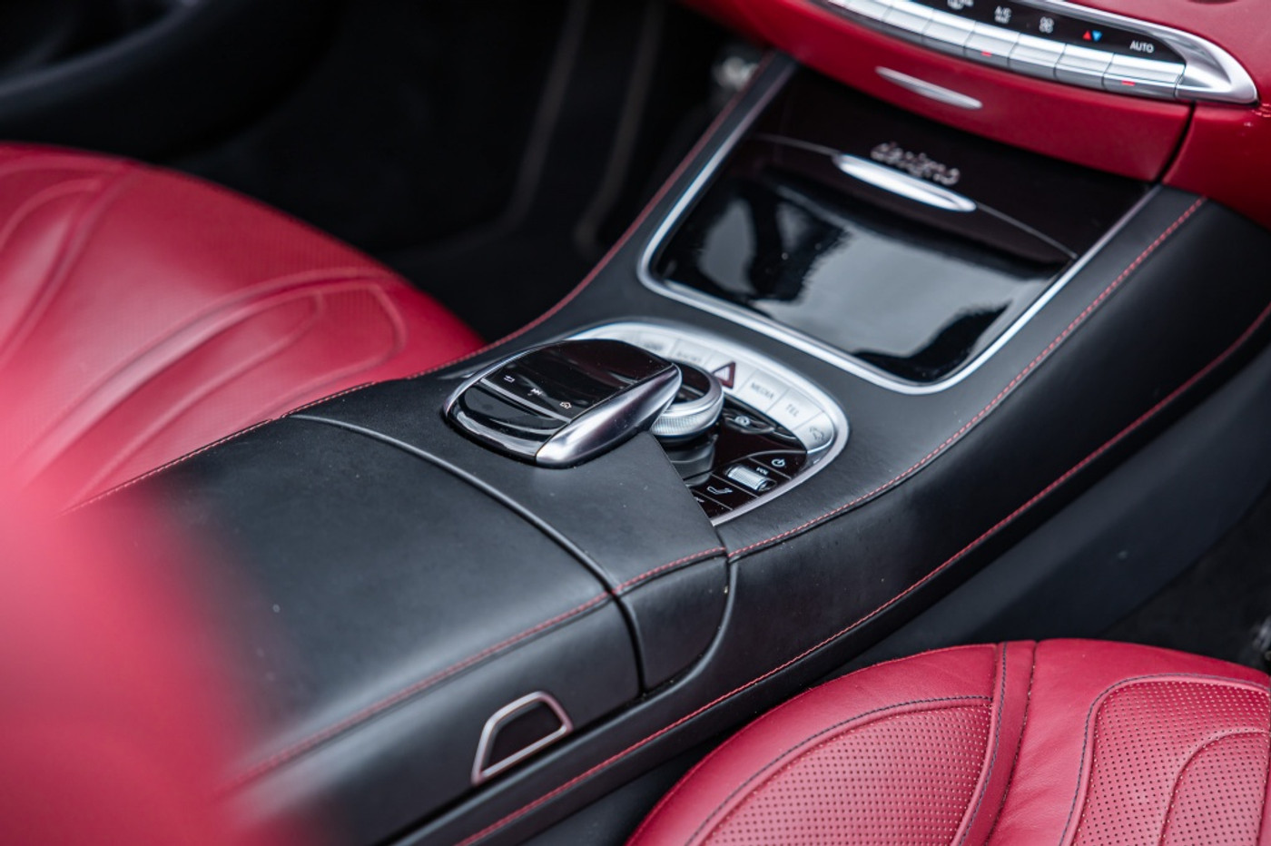 Foto van Mercedes-Benz S 560