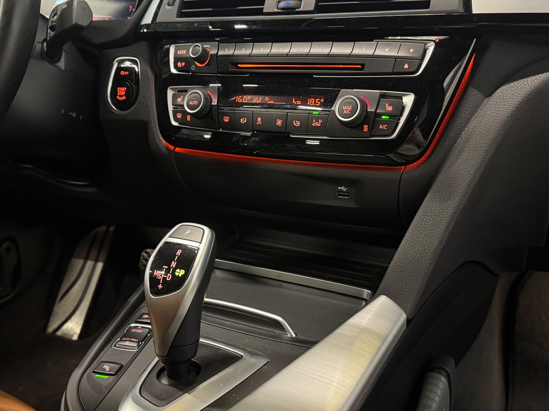 Foto van BMW 320i