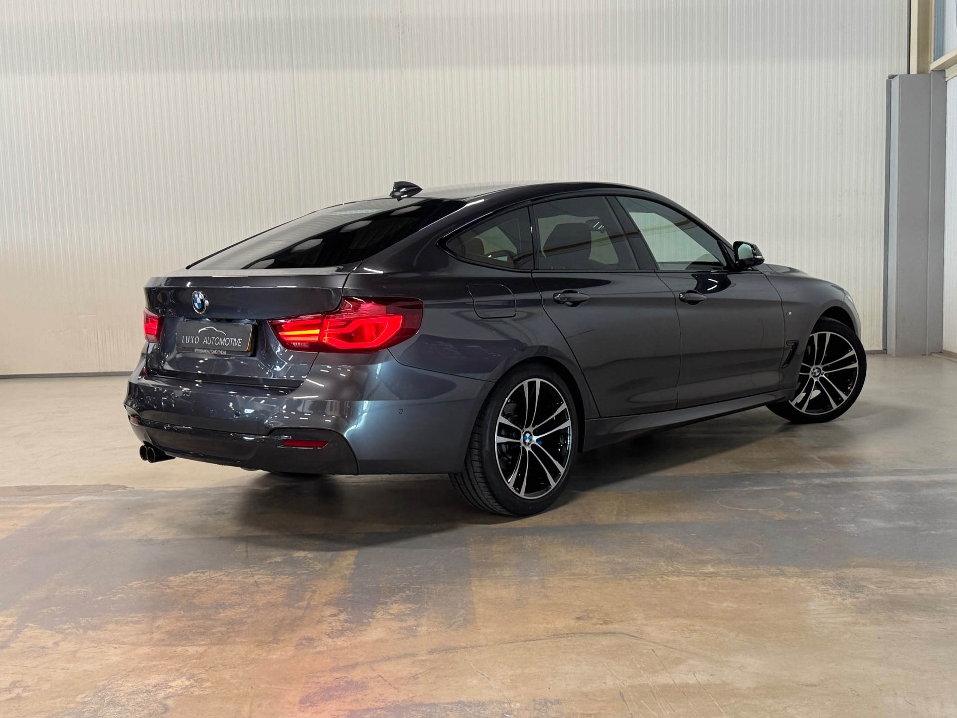 Foto van BMW 320i