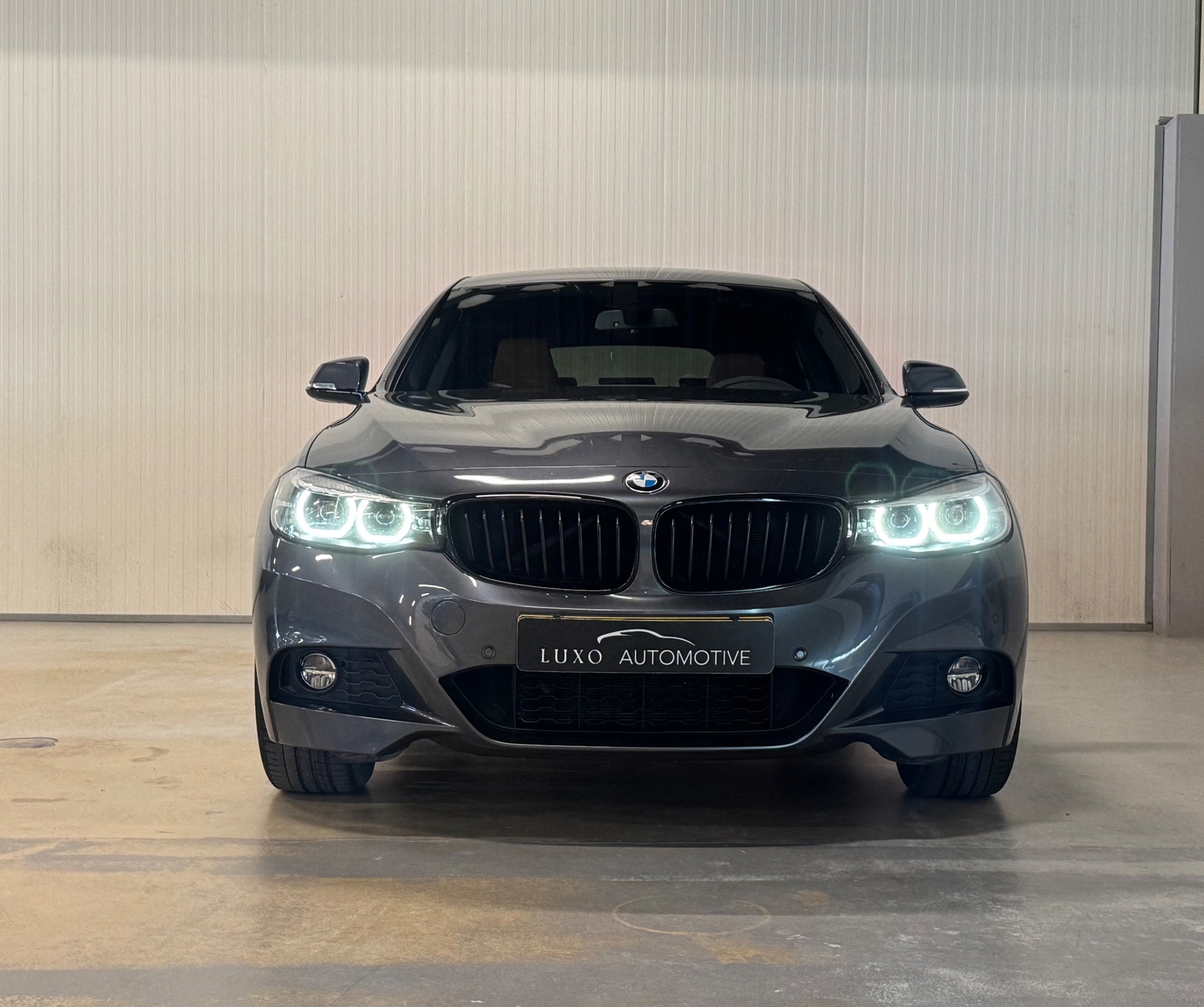 Foto van BMW 320i