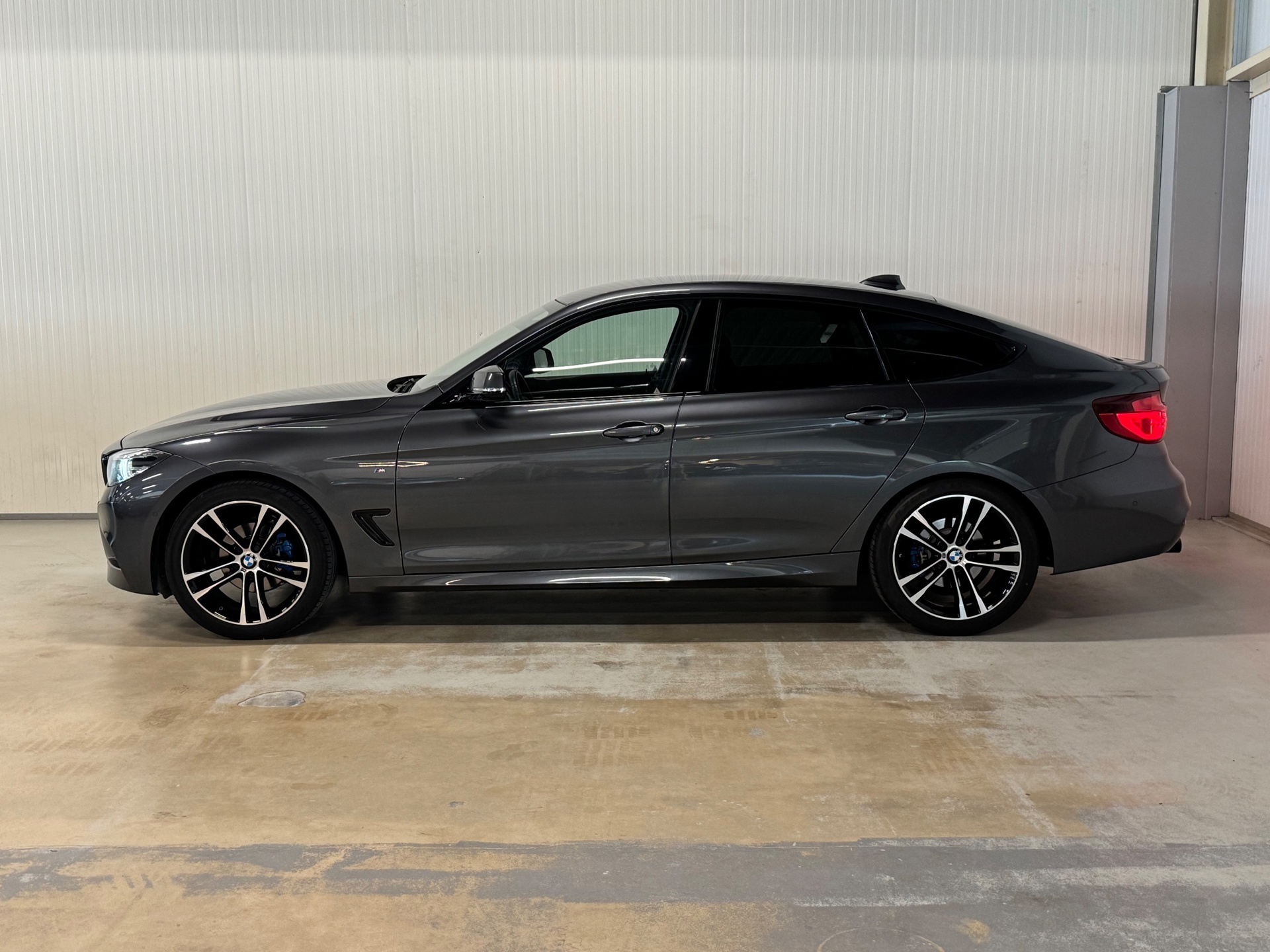 Foto van BMW 320i