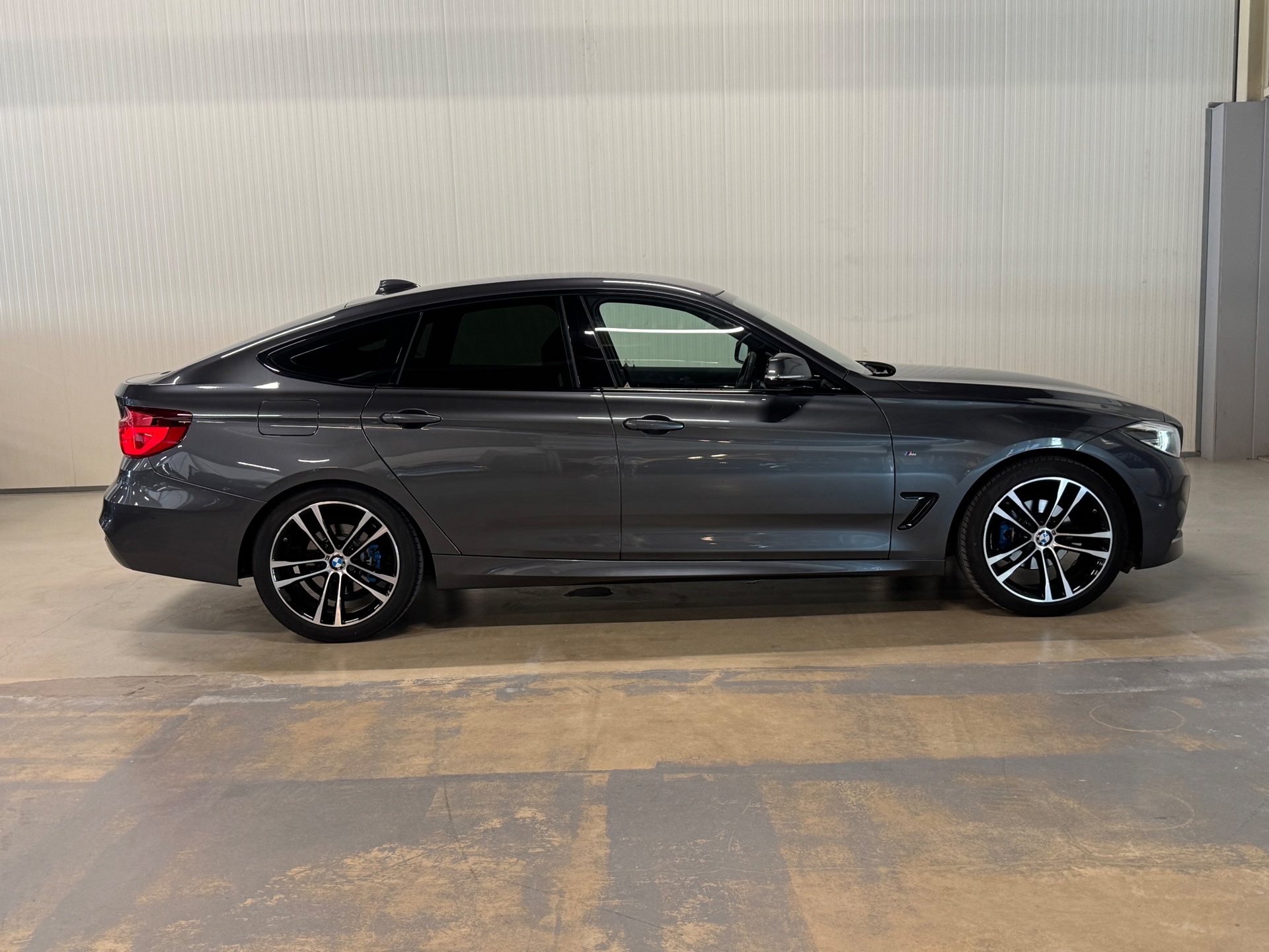 Foto van BMW 320i