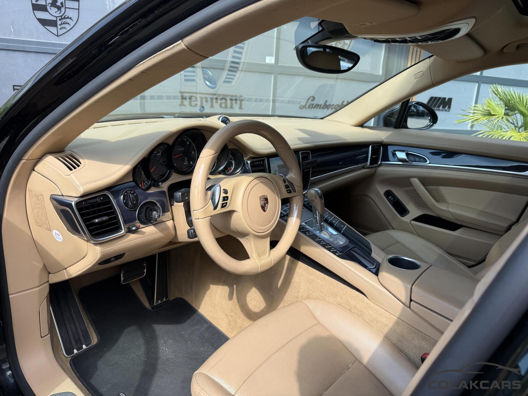 Foto van Porsche Panamera Diesel