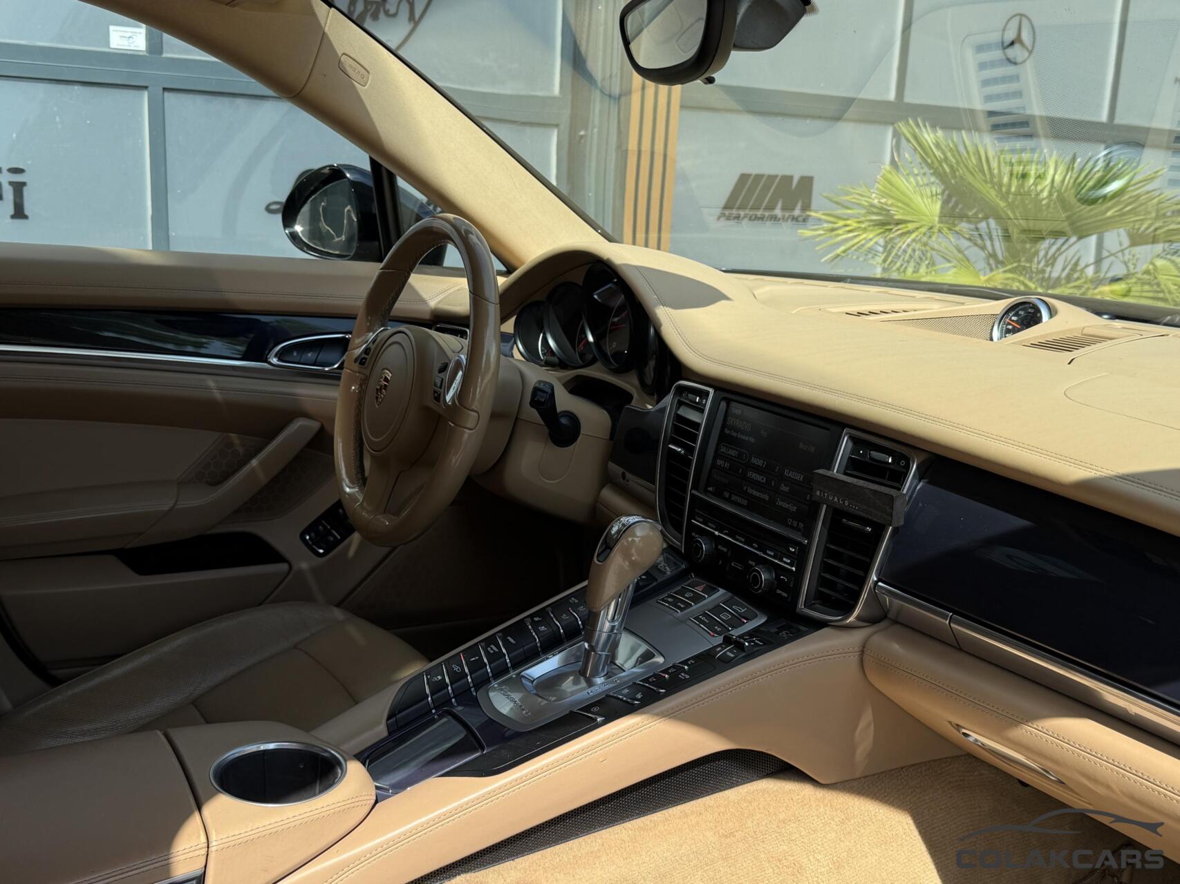 Foto van Porsche Panamera Diesel