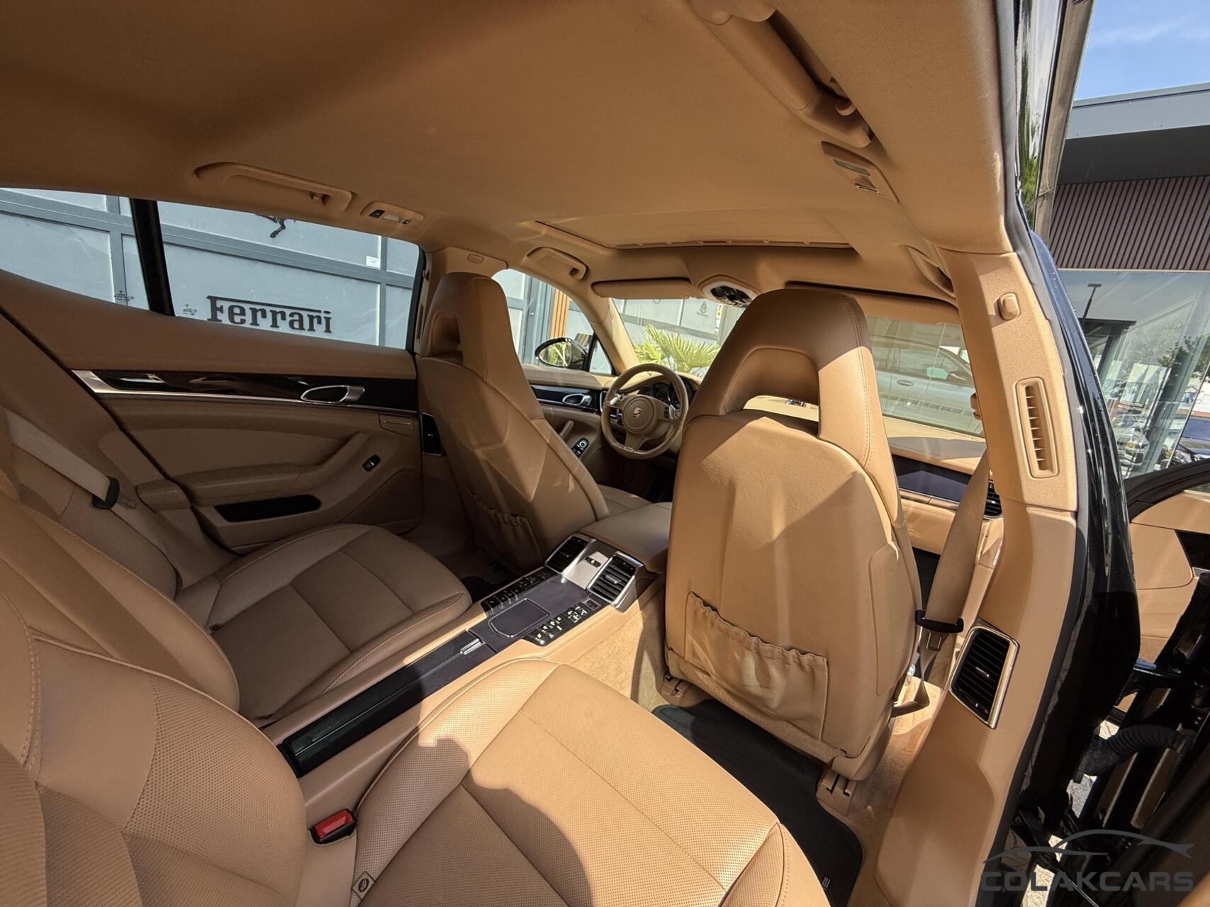 Foto van Porsche Panamera Diesel