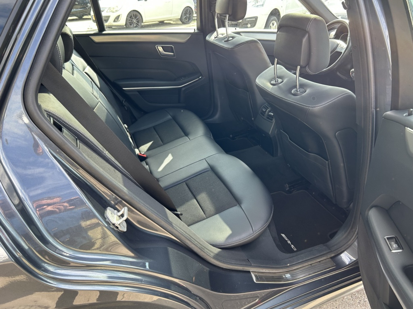 Foto van Mercedes-Benz E 300 Bluetec Hybrid