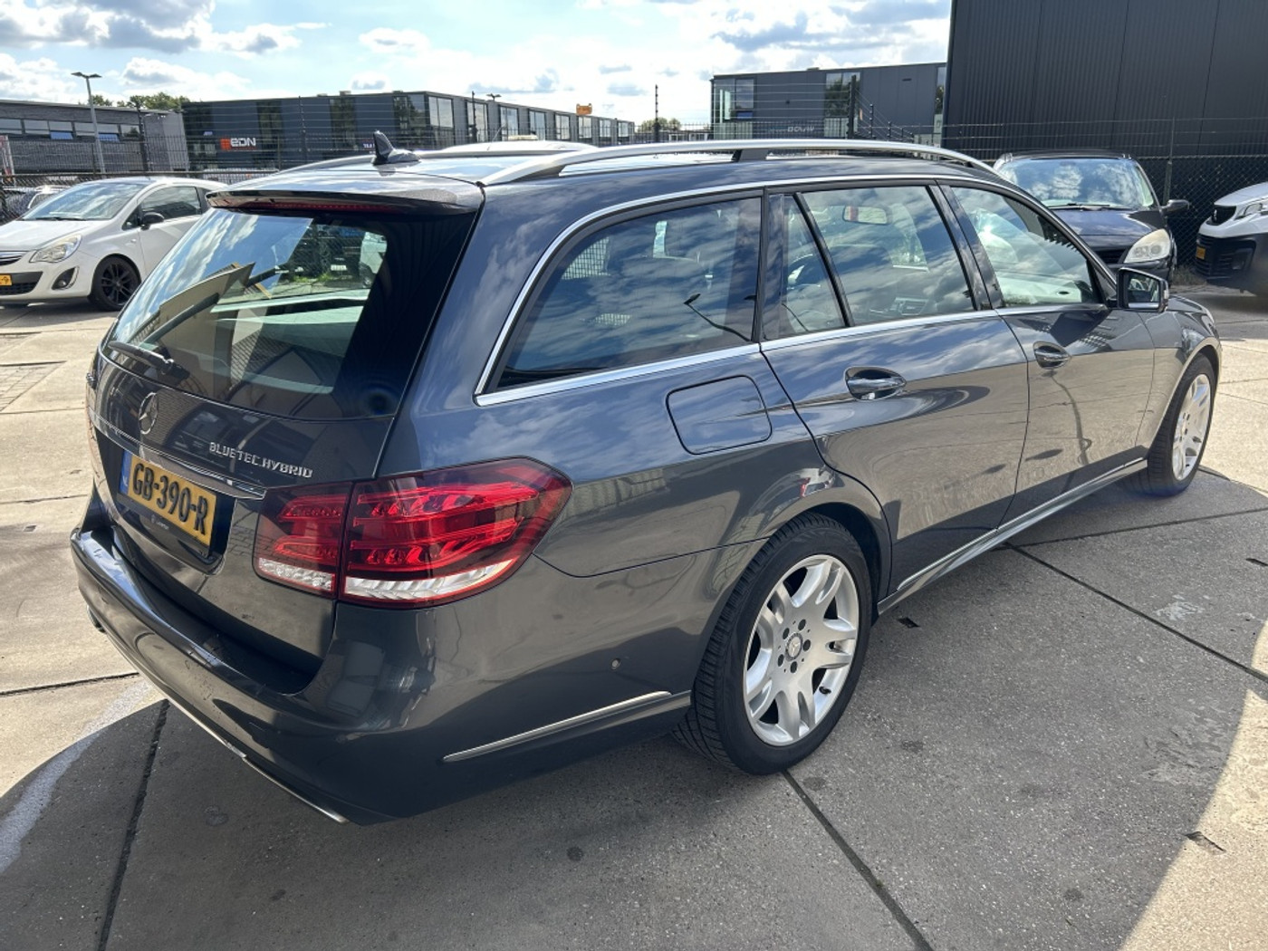Foto van Mercedes-Benz E 300 Bluetec Hybrid