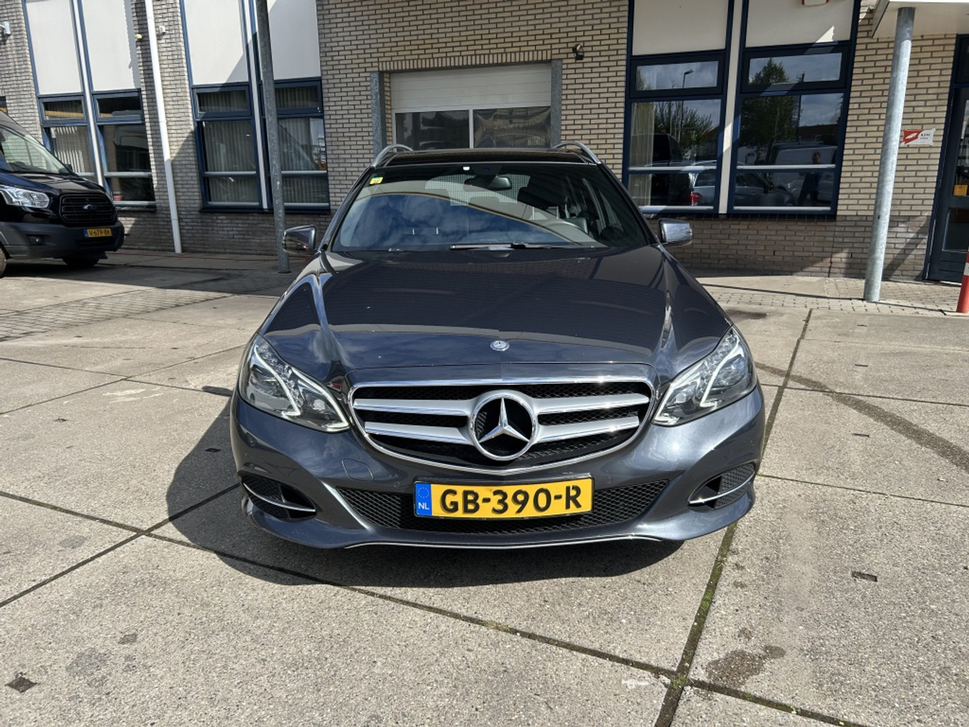 Foto van Mercedes-Benz E 300 Bluetec Hybrid
