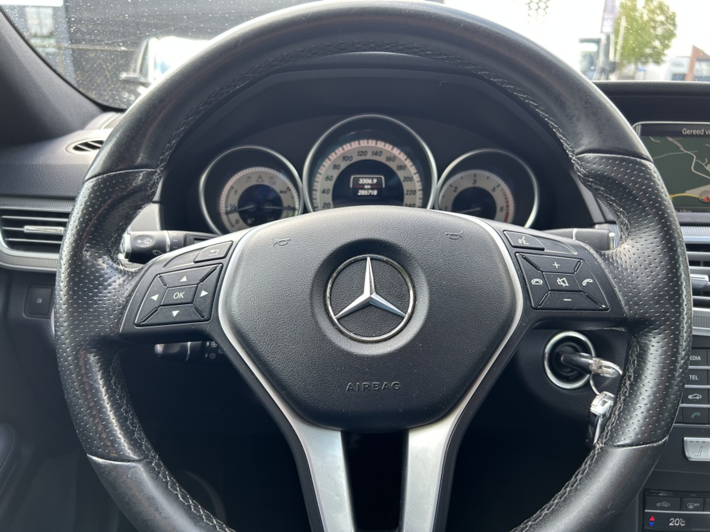 Foto van Mercedes-Benz E 300 Bluetec Hybrid