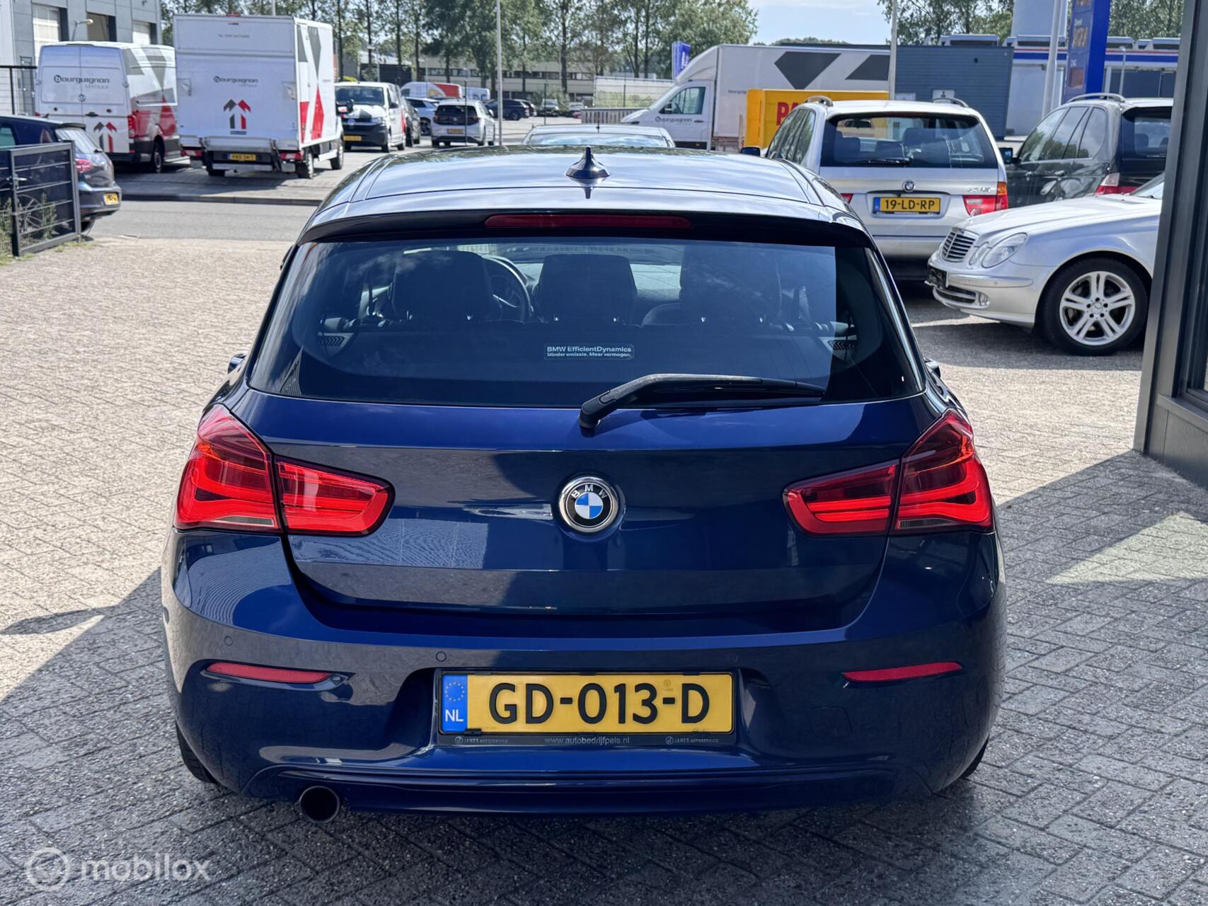 Foto van BMW 116d Efficient Dynamics