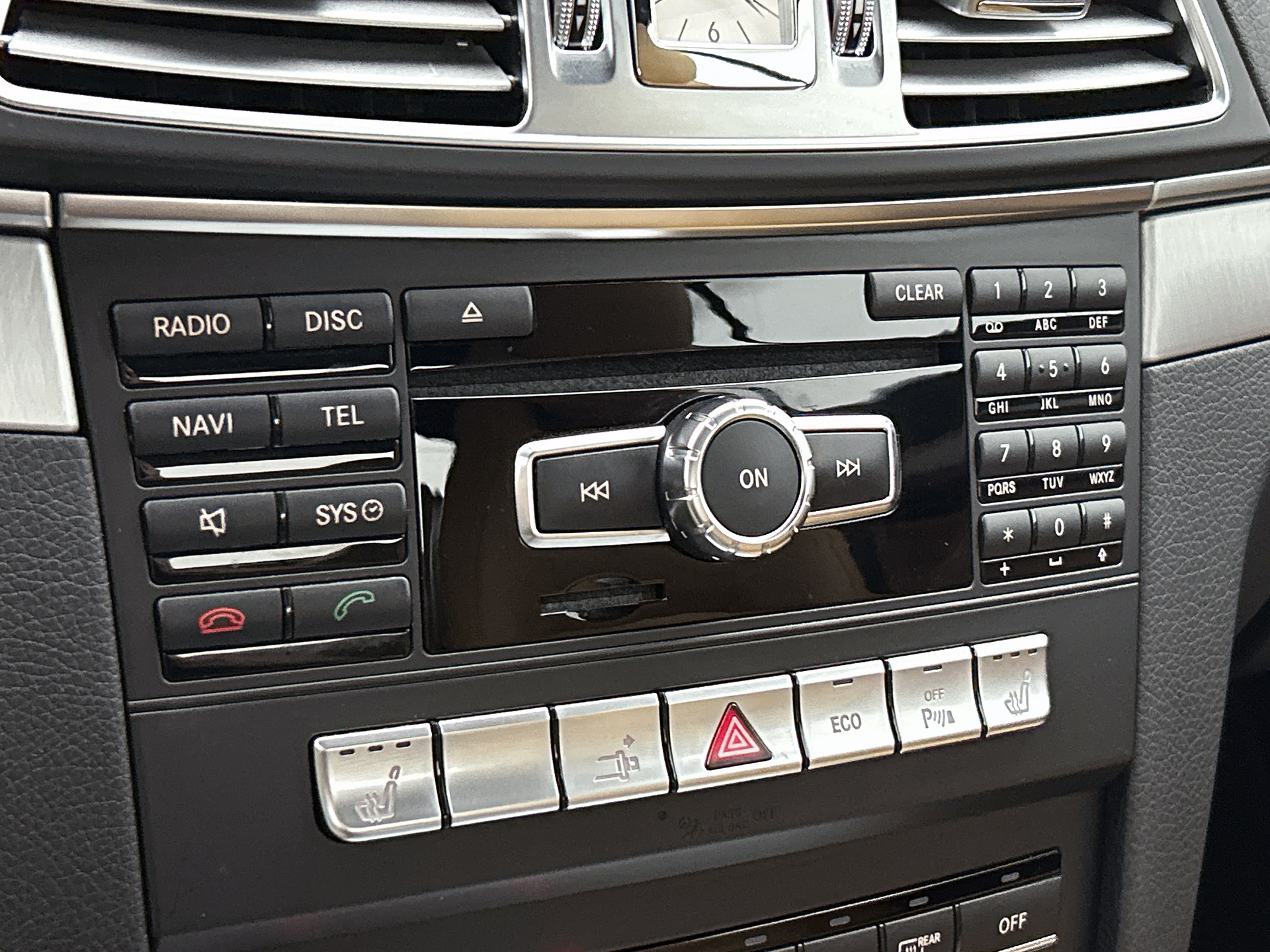 Foto van Mercedes-Benz E 200