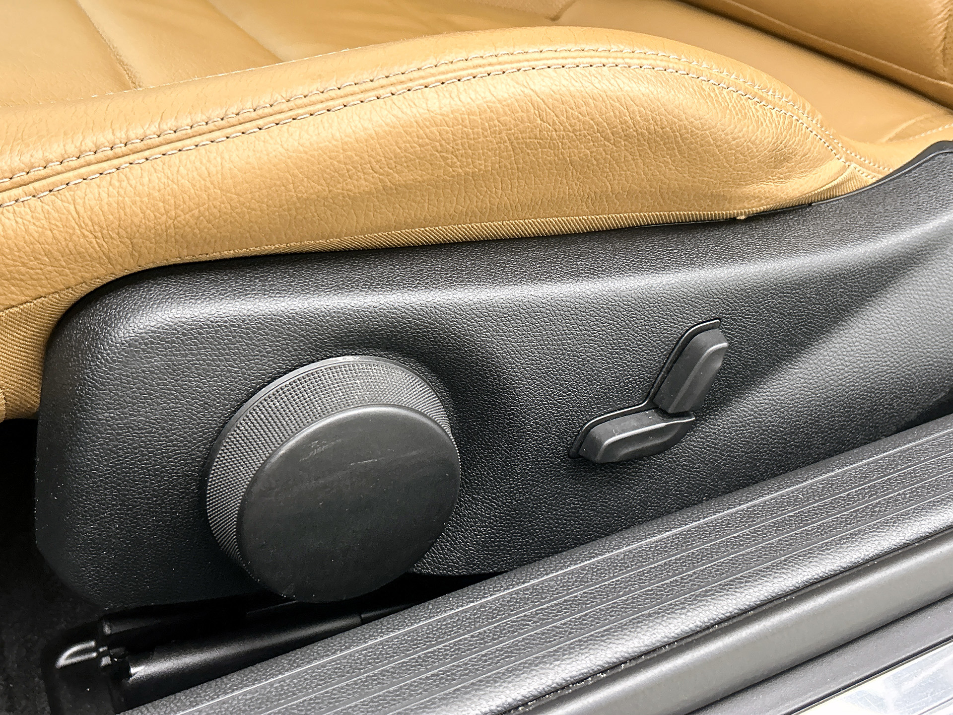 Foto van Mercedes-Benz E 200