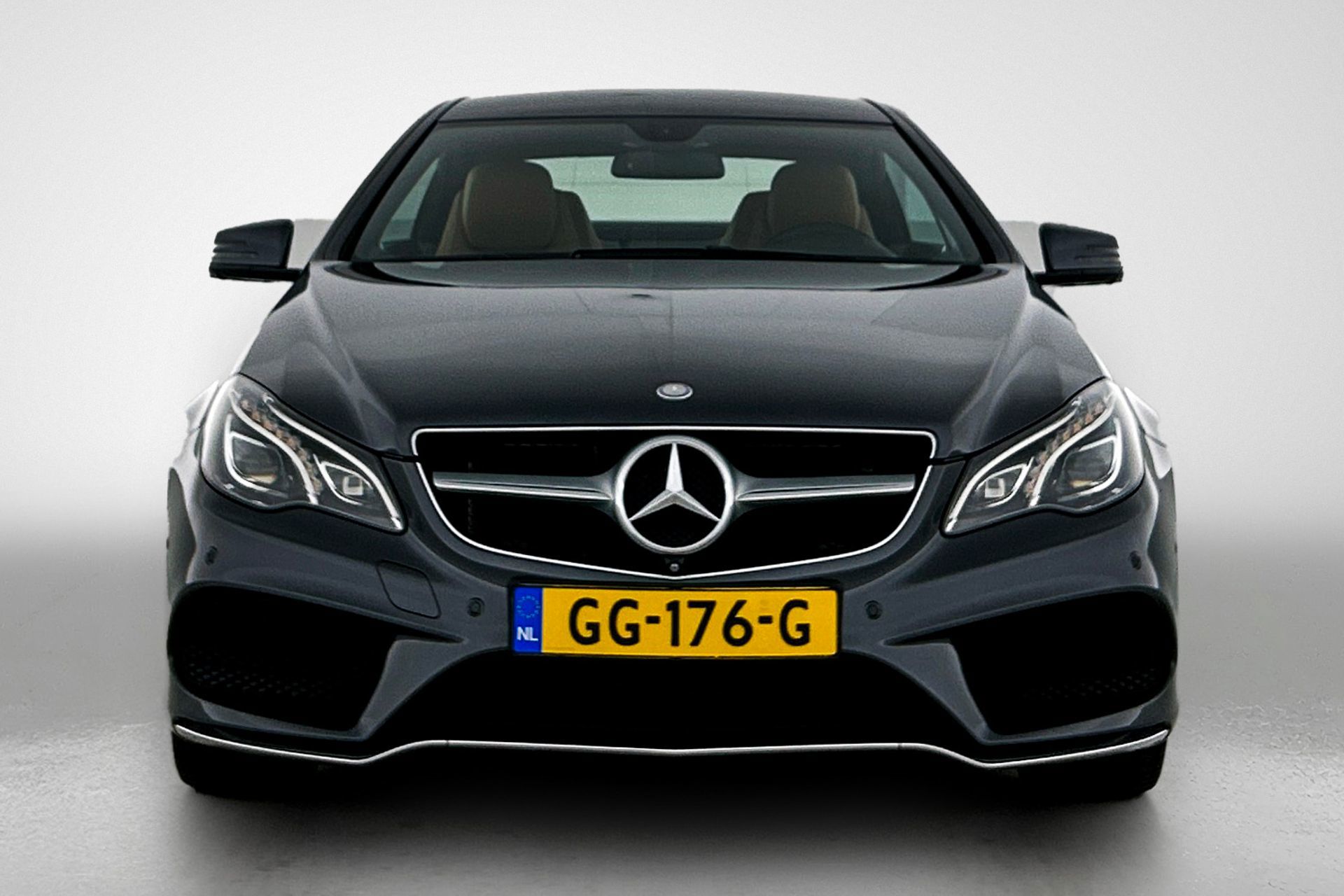 Foto van Mercedes-Benz E 200
