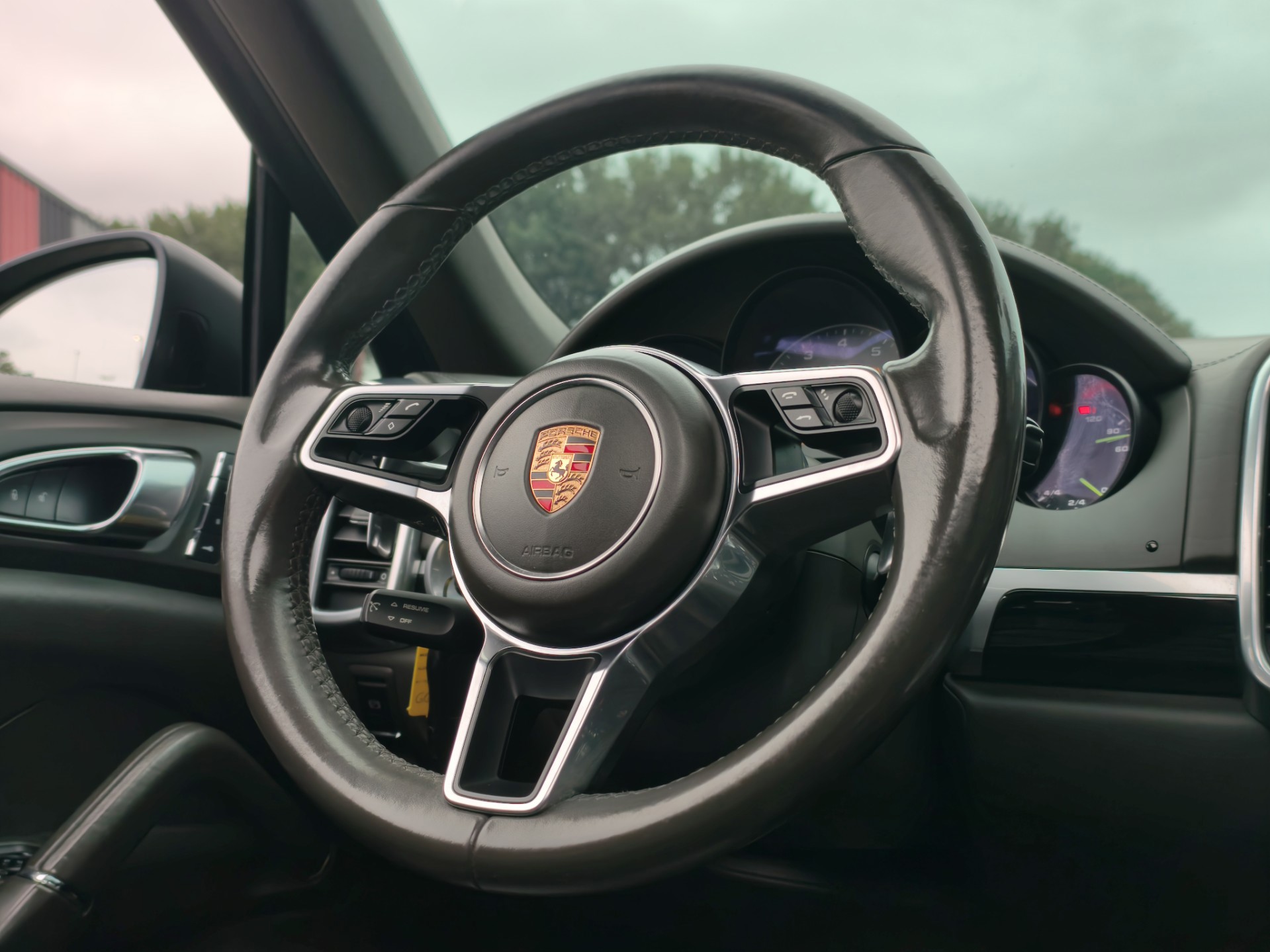 Foto van Porsche Cayenne S E-hybrid