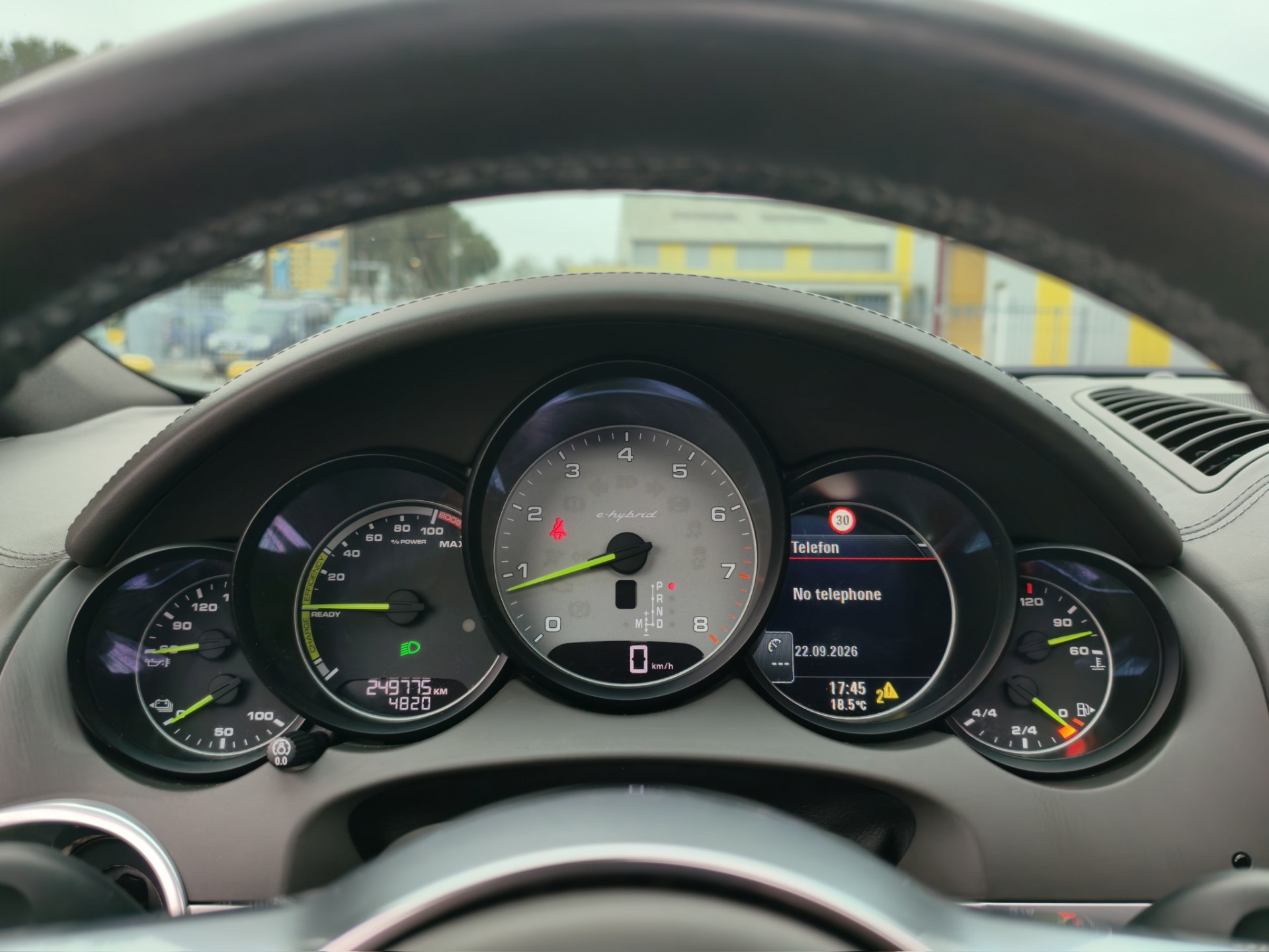 Foto van Porsche Cayenne S E-hybrid