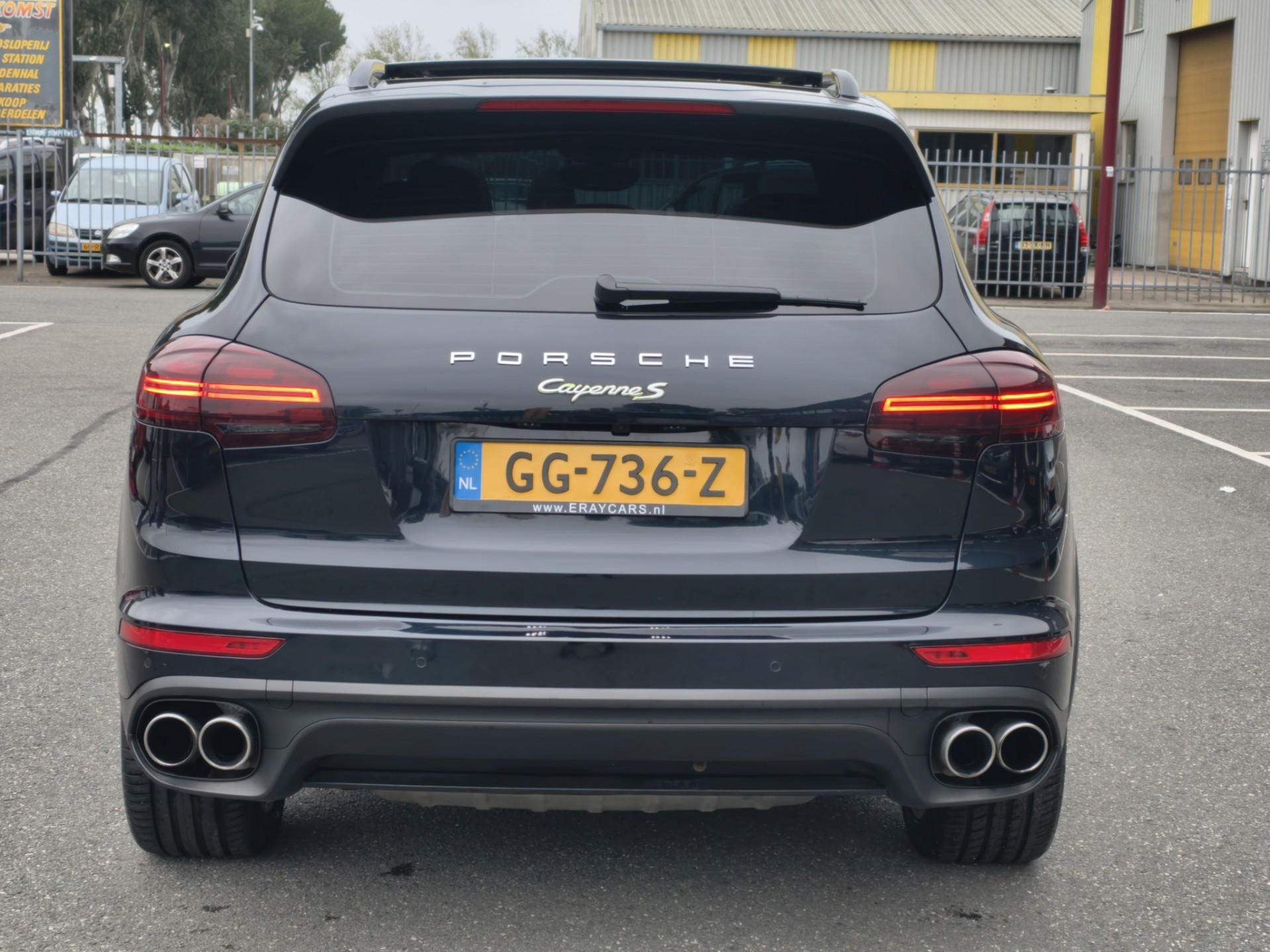 Foto van Porsche Cayenne S E-hybrid