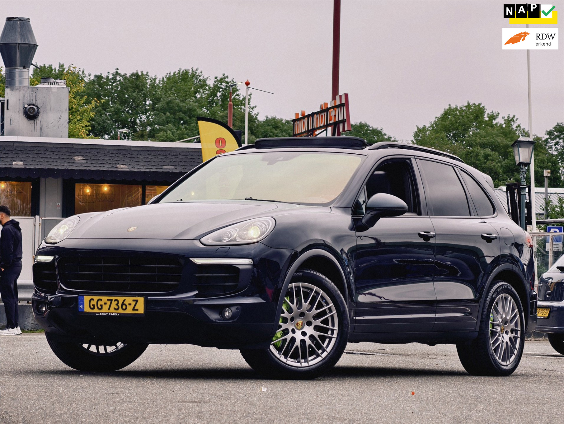 Porsche Cayenne S E-hybrid 3.0 S E-Hybrid / NAP / PANO / LEER / EXPORT / 2015 - voorkant