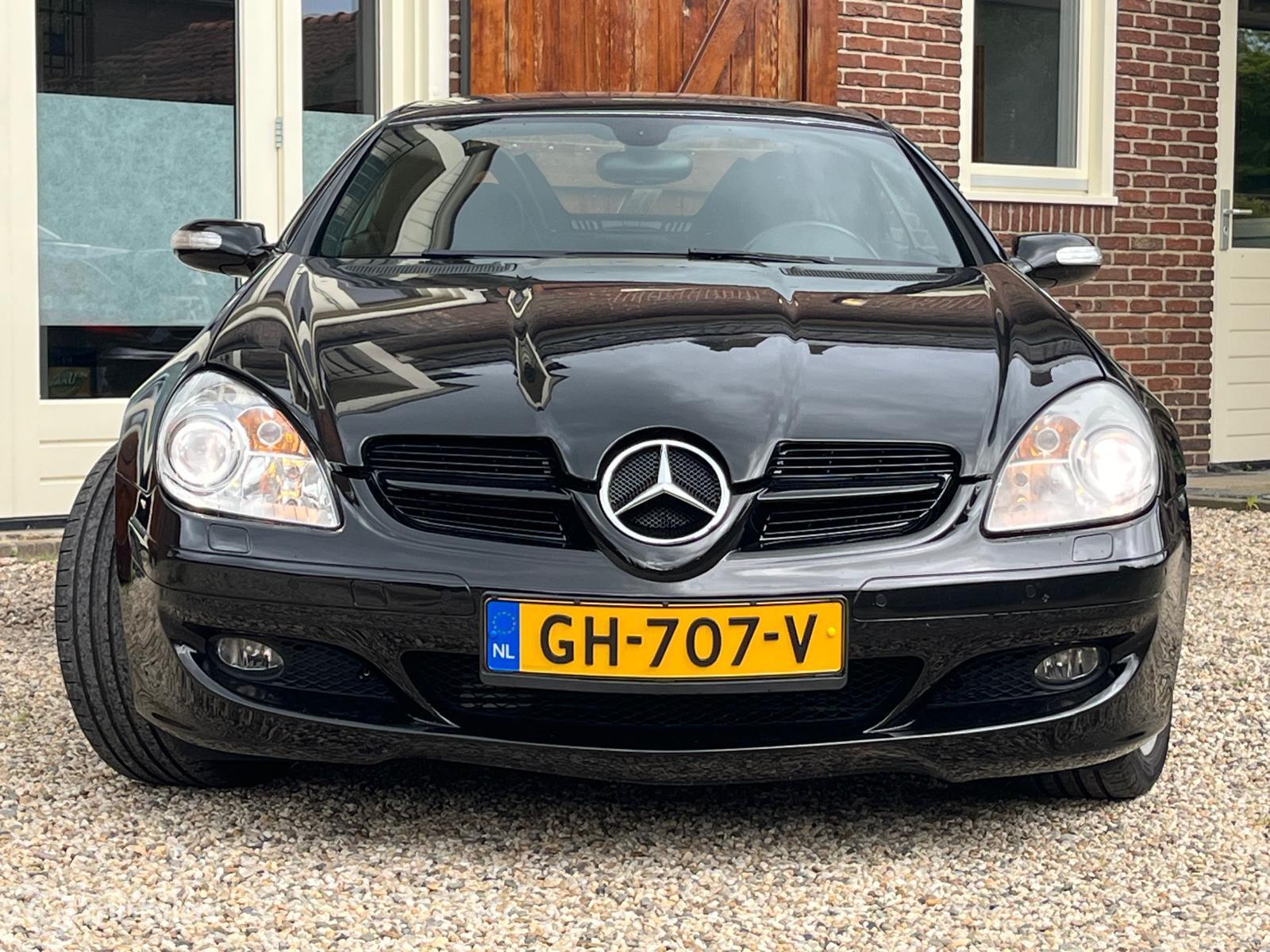 Foto van Mercedes-Benz SLK 200 Kompressor