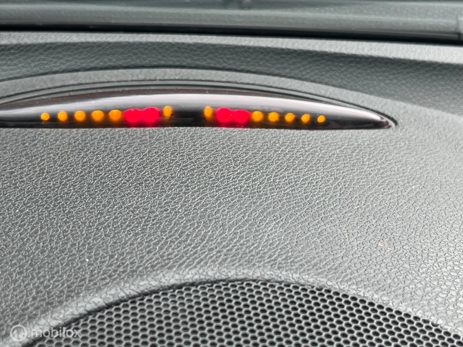 Foto van Mercedes-Benz SLK 200 Kompressor