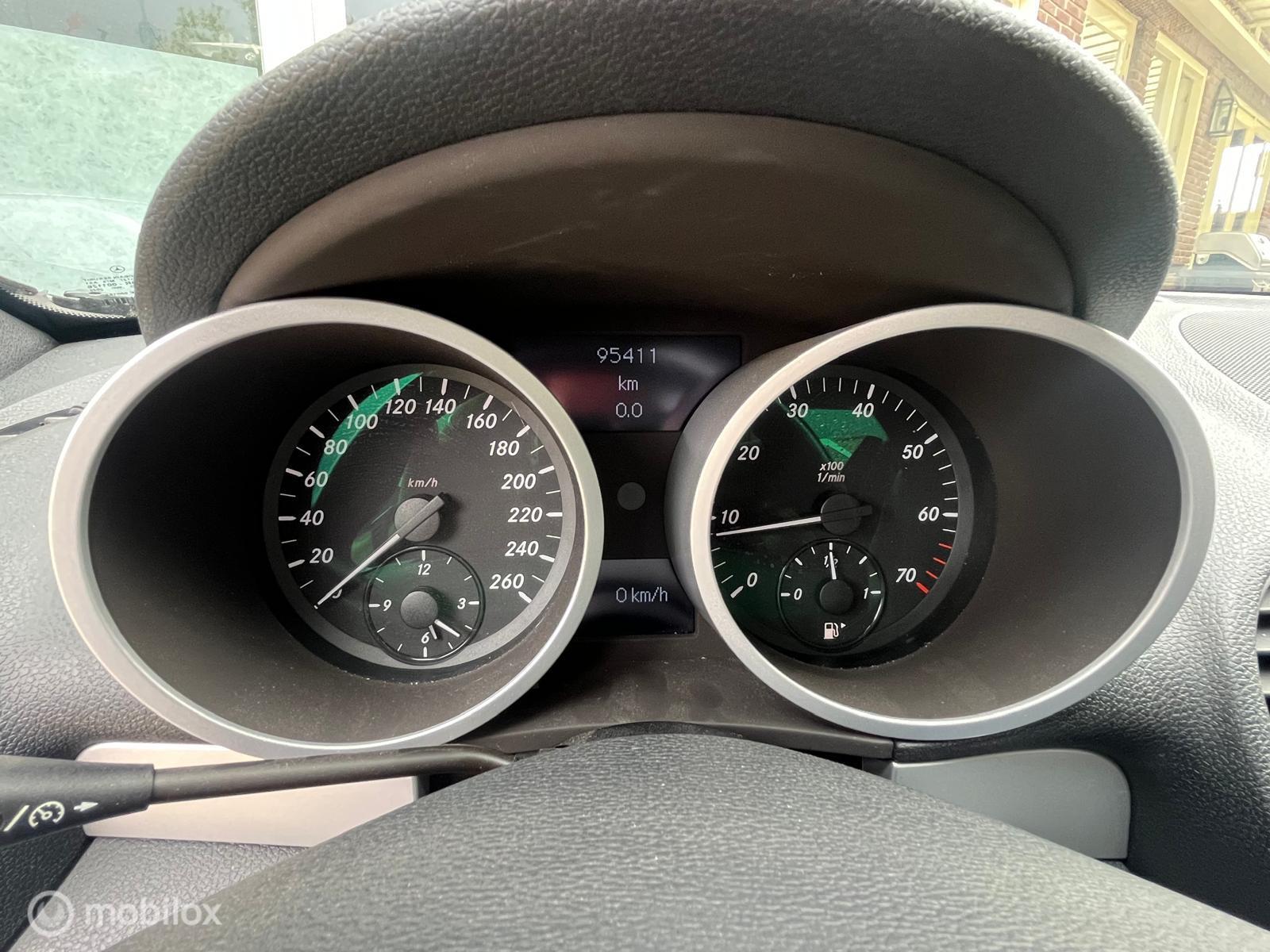 Foto van Mercedes-Benz SLK 200 Kompressor