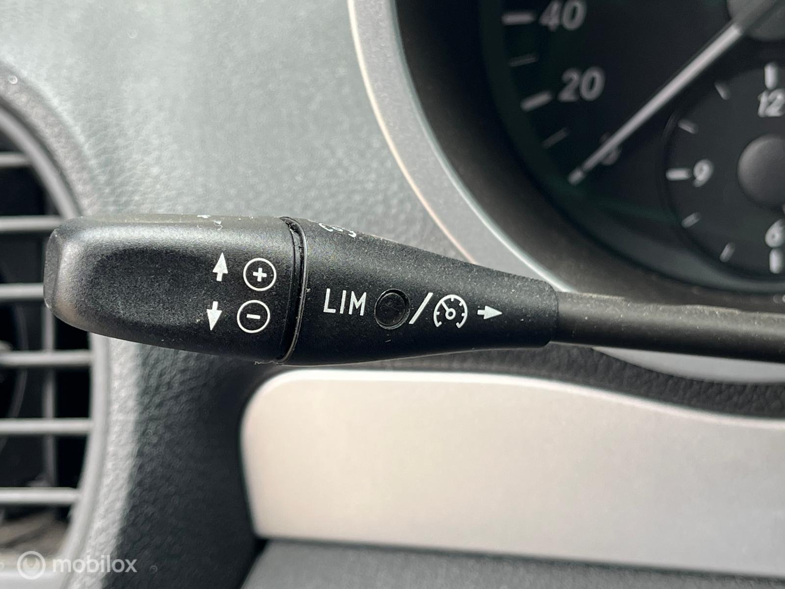 Foto van Mercedes-Benz SLK 200 Kompressor