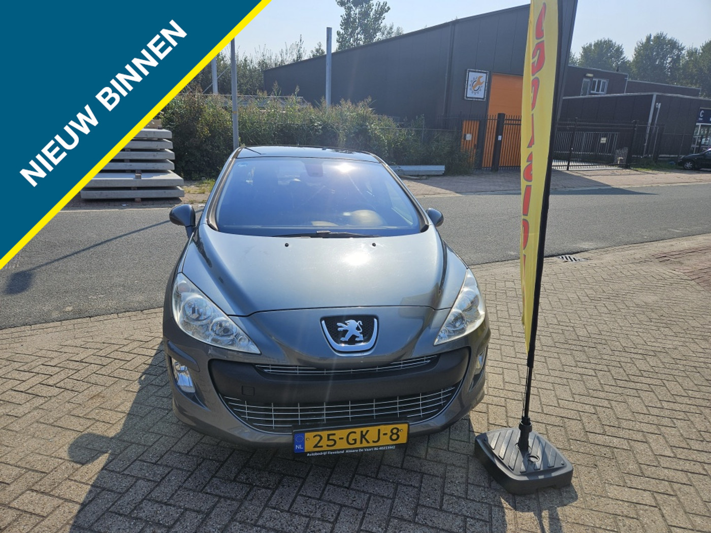 Peugeot 308 1.6 VTi XT met Airco 2008 - voorkant