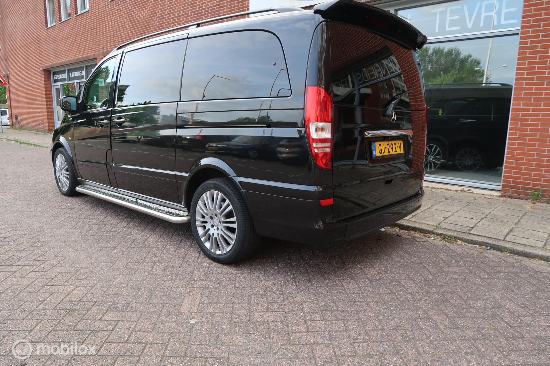 Foto van Mercedes-Benz Viano