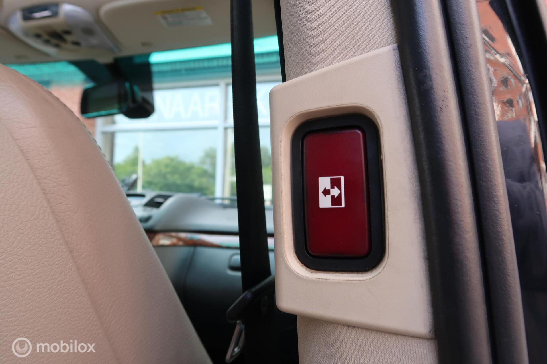 Foto van Mercedes-Benz Viano