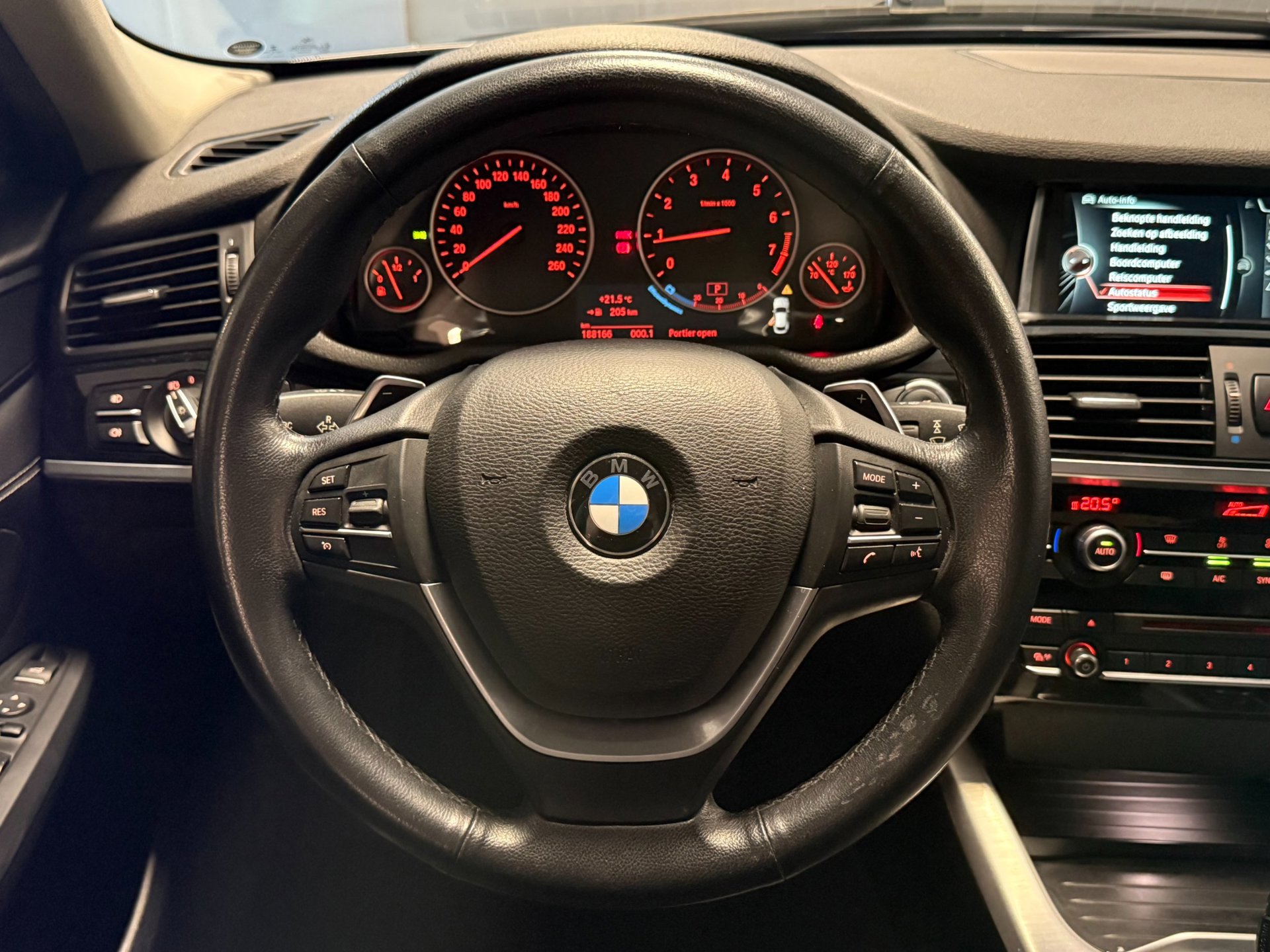 Foto van BMW X4 Xdrive20i