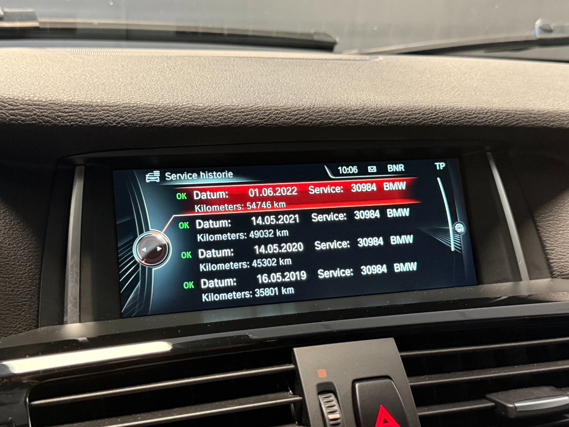 Foto van BMW X4 Xdrive20i
