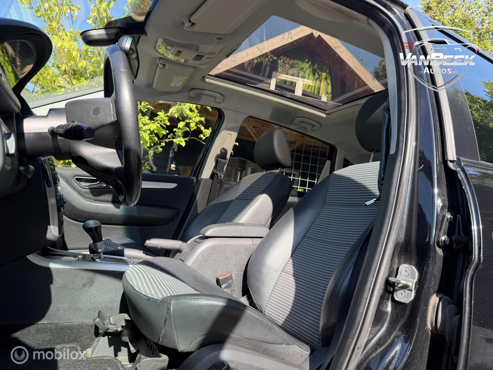 Foto van Mercedes-Benz B 200
