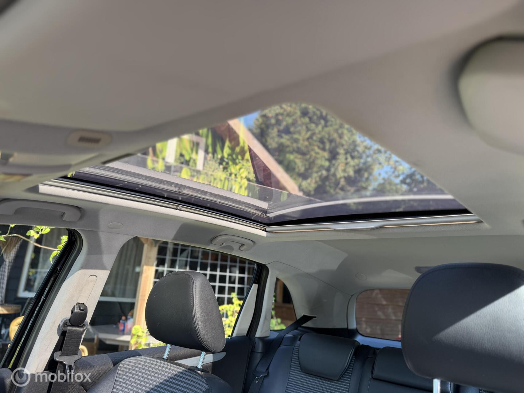 Foto van Mercedes-Benz B 200