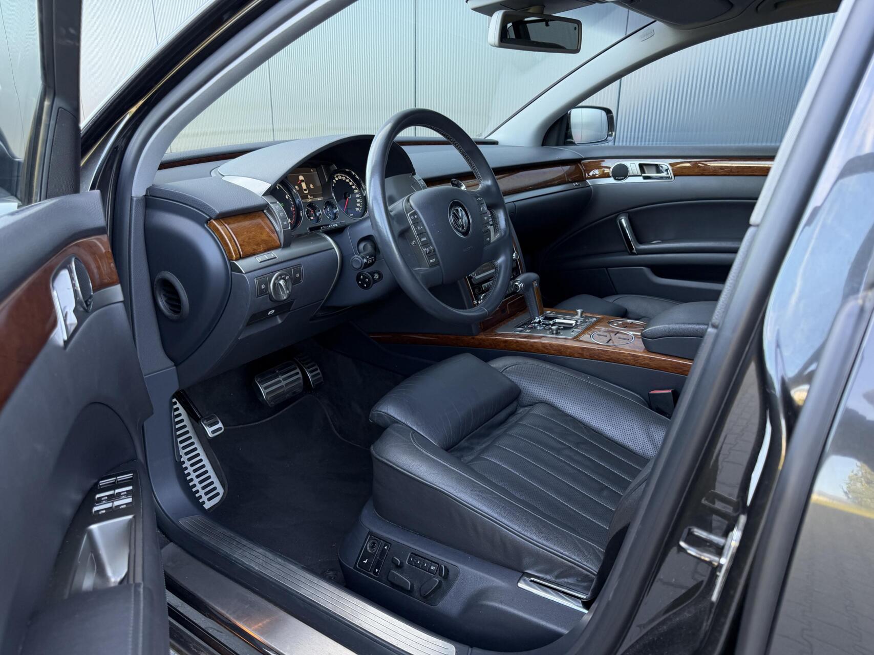 Foto van Volkswagen Phaeton