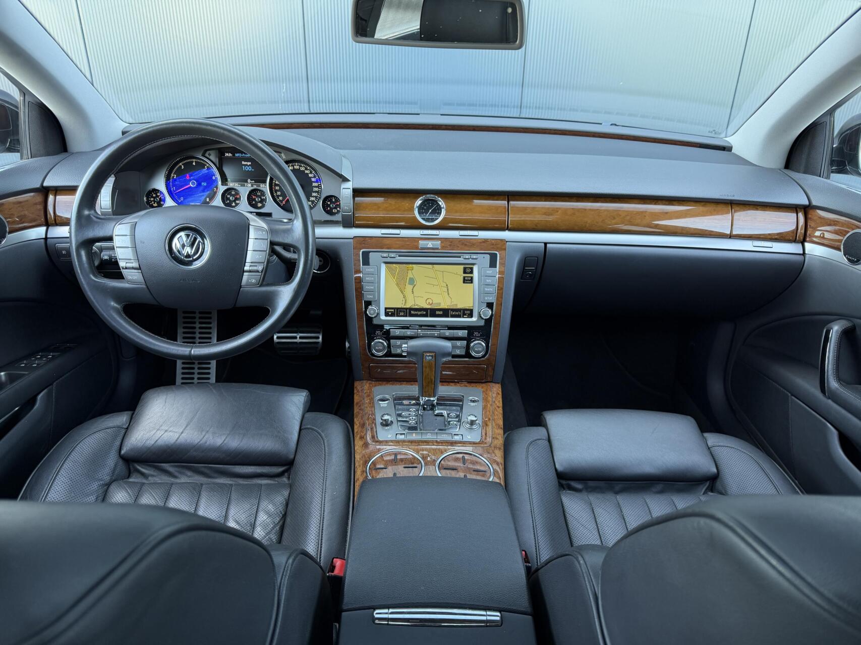 Foto van Volkswagen Phaeton
