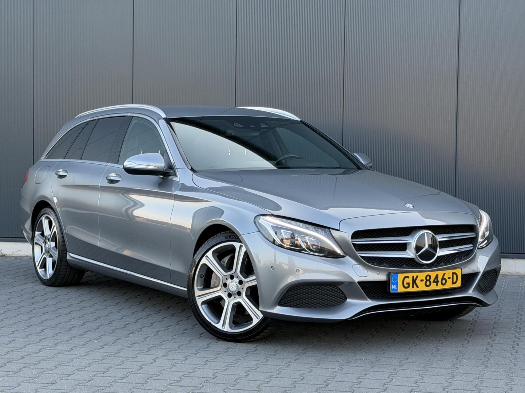 Foto van Mercedes-Benz C 350 E