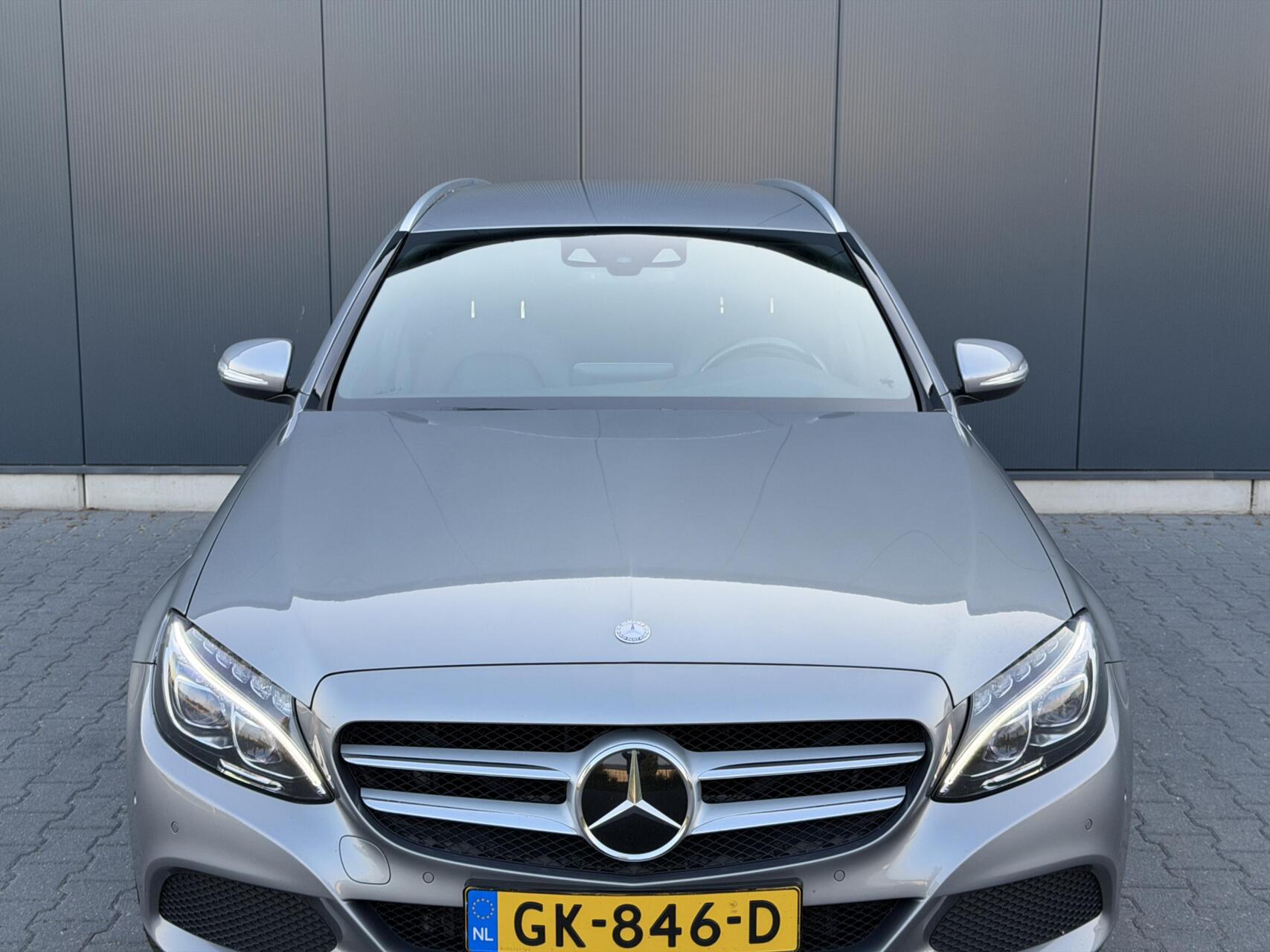 Foto van Mercedes-Benz C 350 E