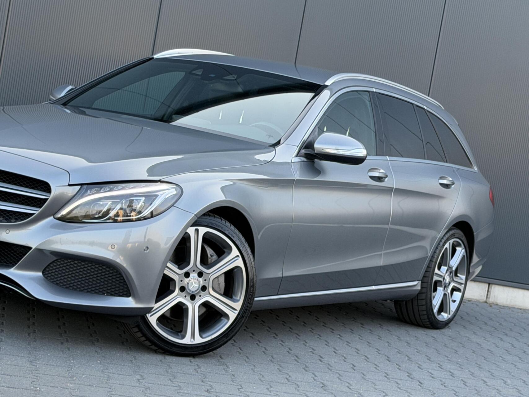 Foto van Mercedes-Benz C 350 E
