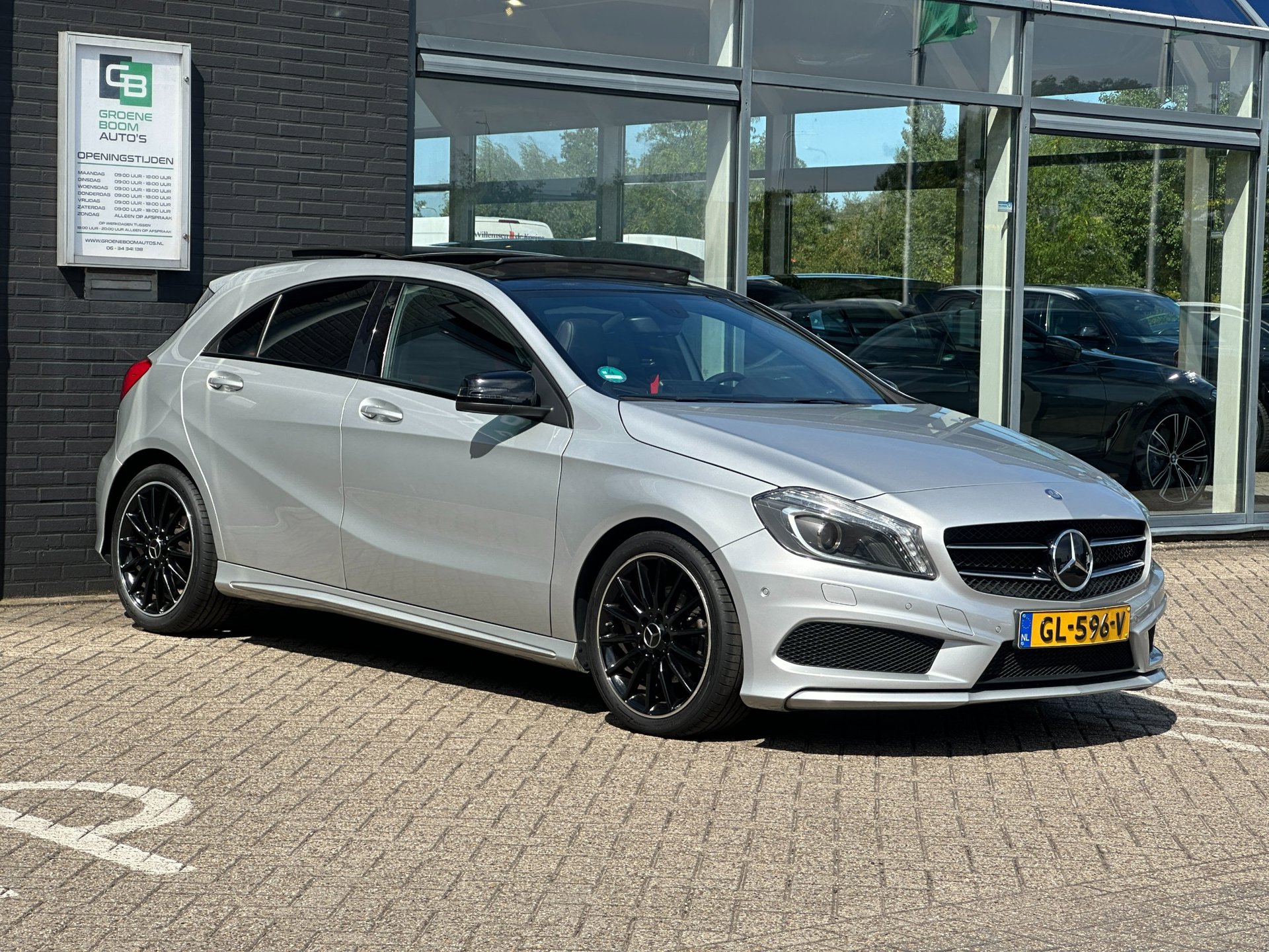Foto van Mercedes-Benz A 180