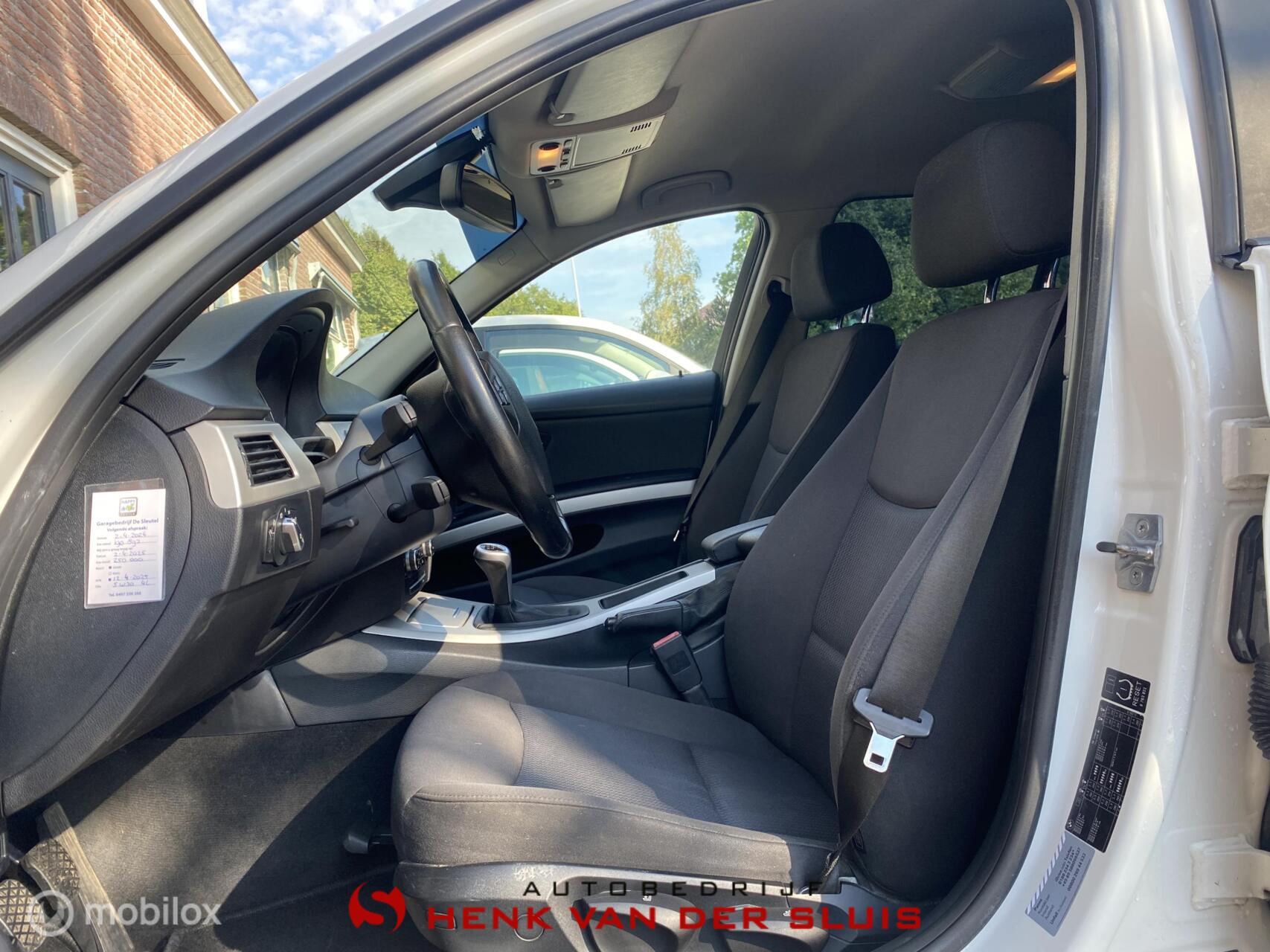 Foto van BMW 318i