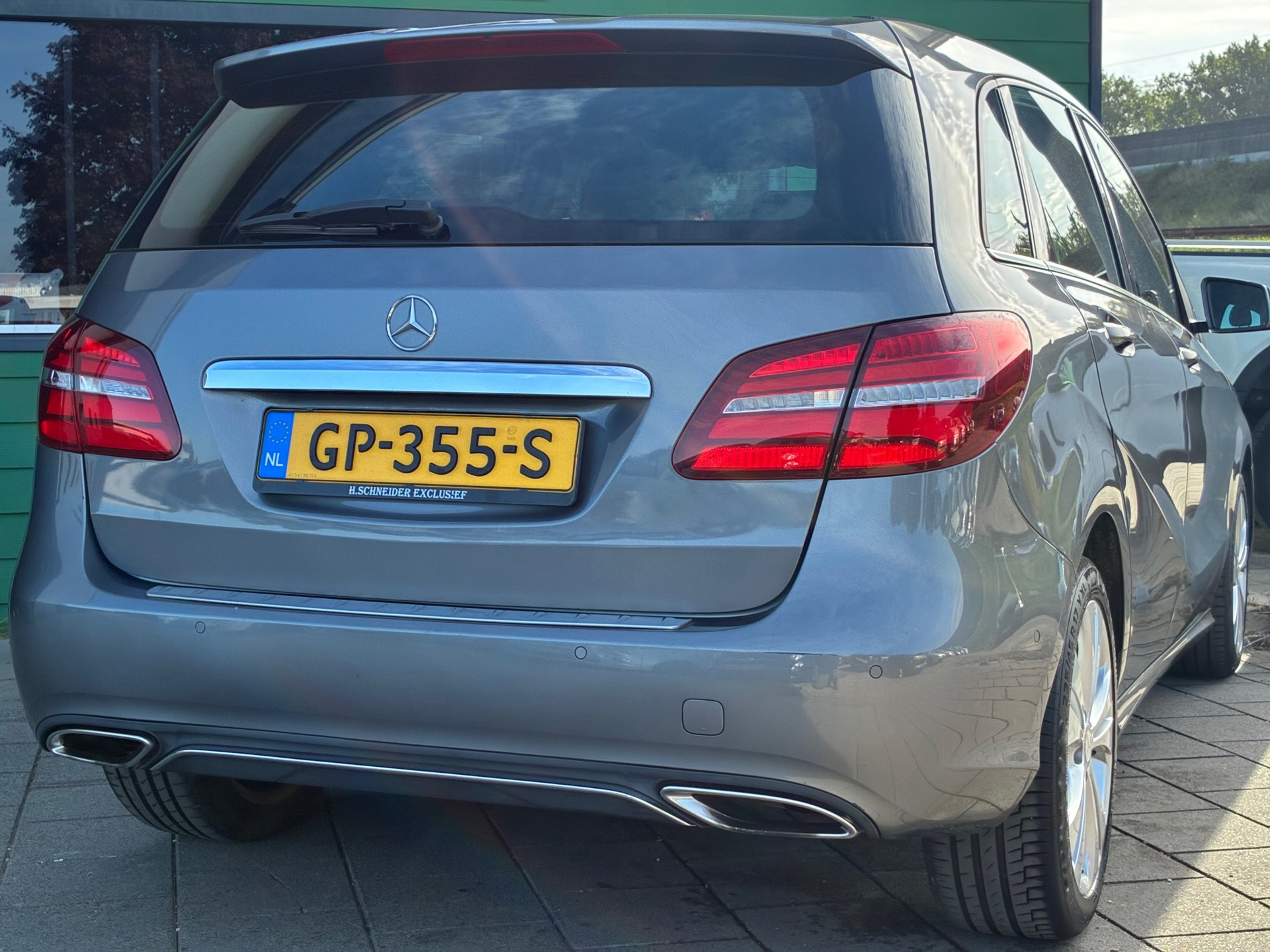 Foto van Mercedes-Benz B 200