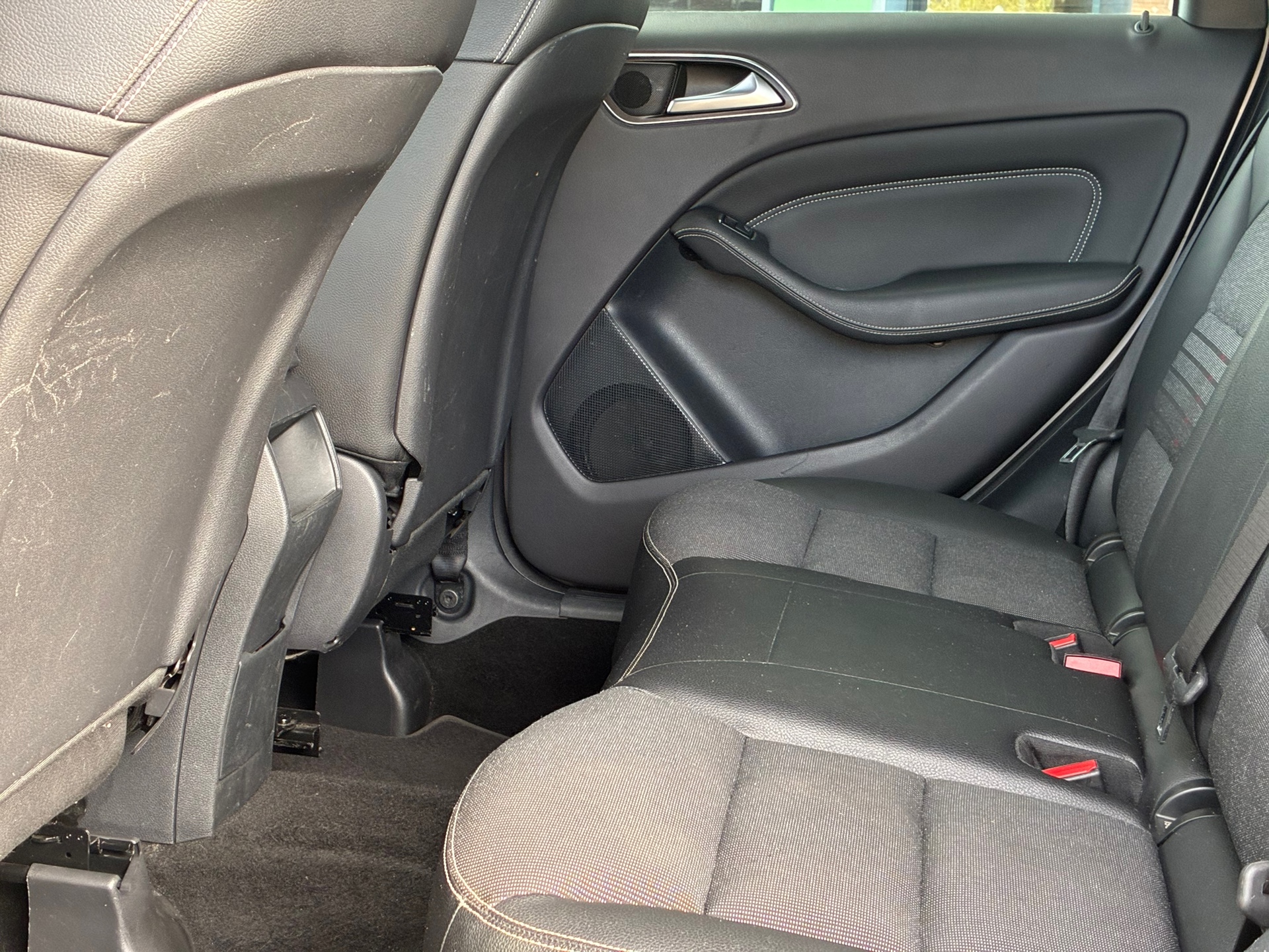 Foto van Mercedes-Benz B 200
