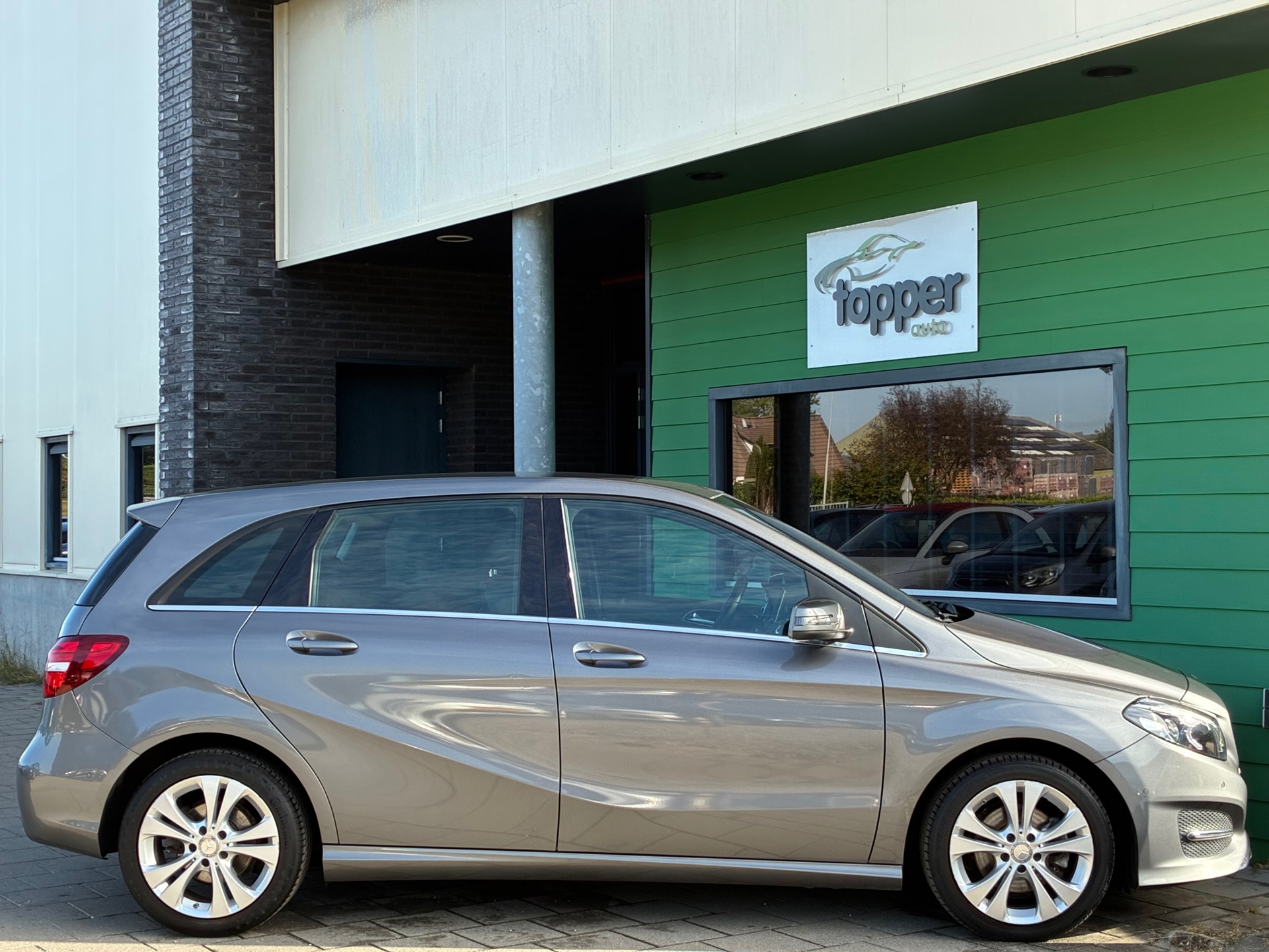 Foto van Mercedes-Benz B 200