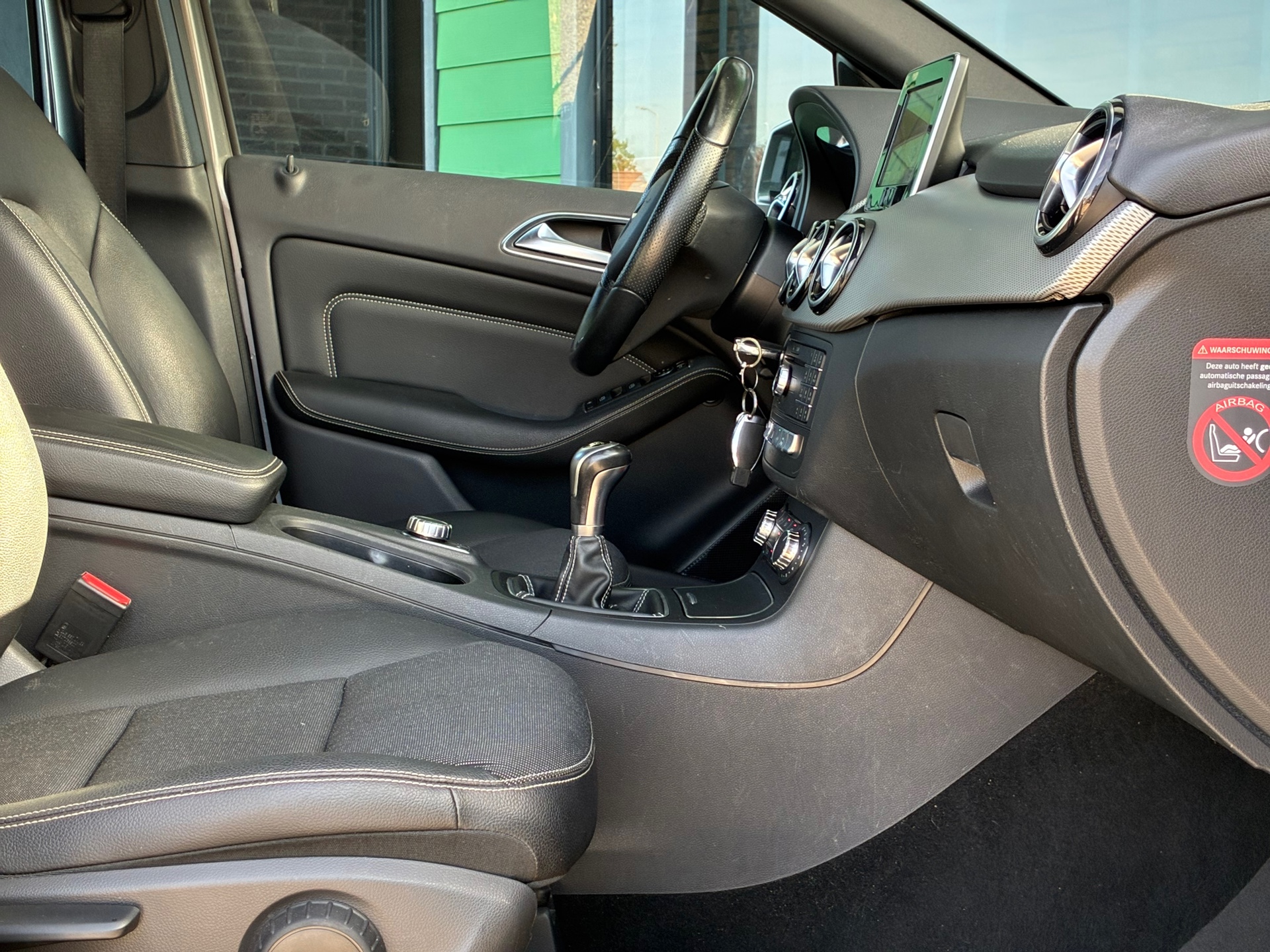 Foto van Mercedes-Benz B 200