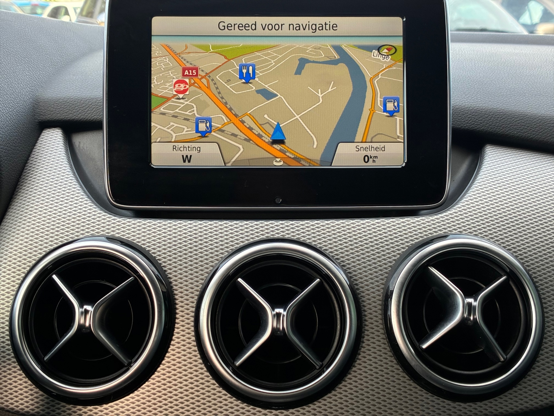 Foto van Mercedes-Benz B 200
