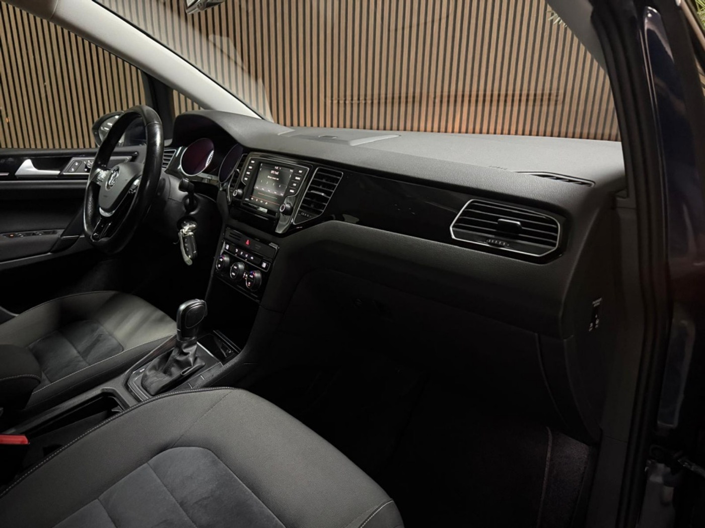 Foto van Volkswagen Golf Sportsvan