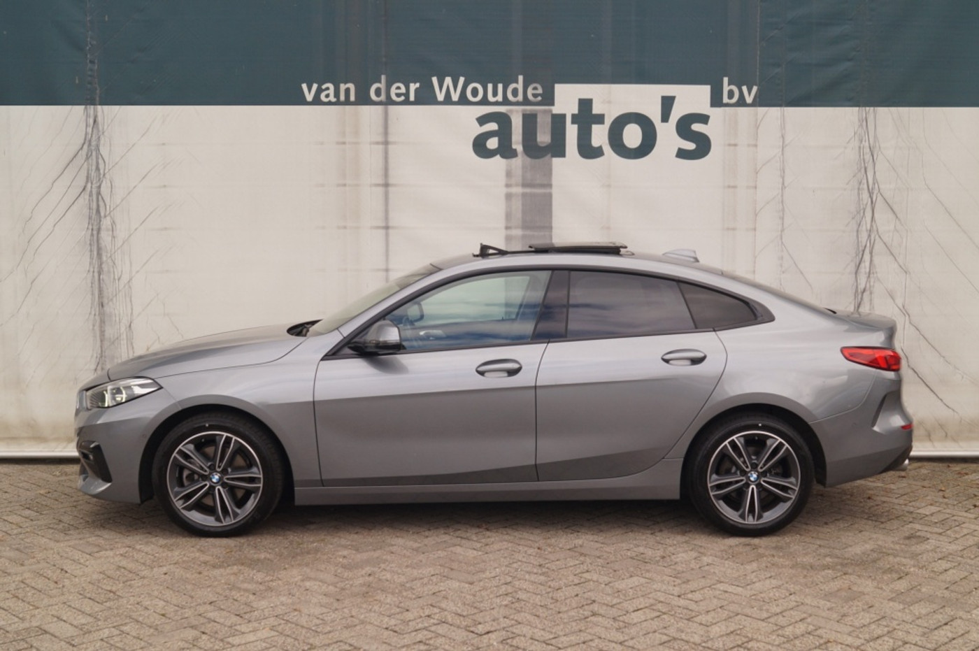 BMW 218i 218i Business Edition Sport -PANO-ECC-PDC-CAM- 2022 - voorkant
